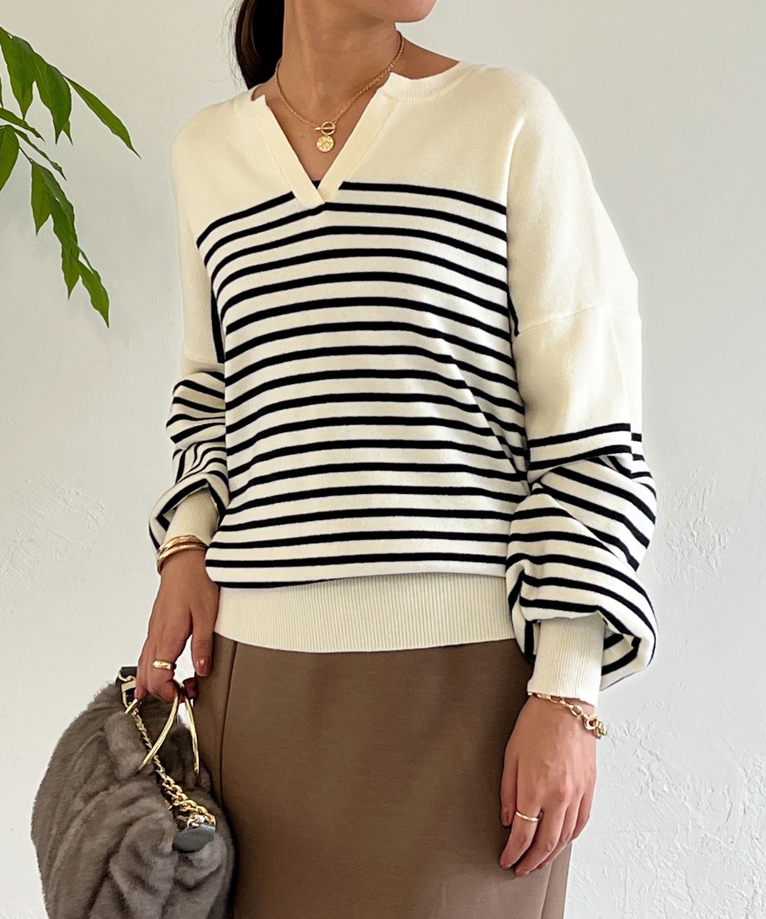 un dix cors(アンディコール) キーネックやわもちニット