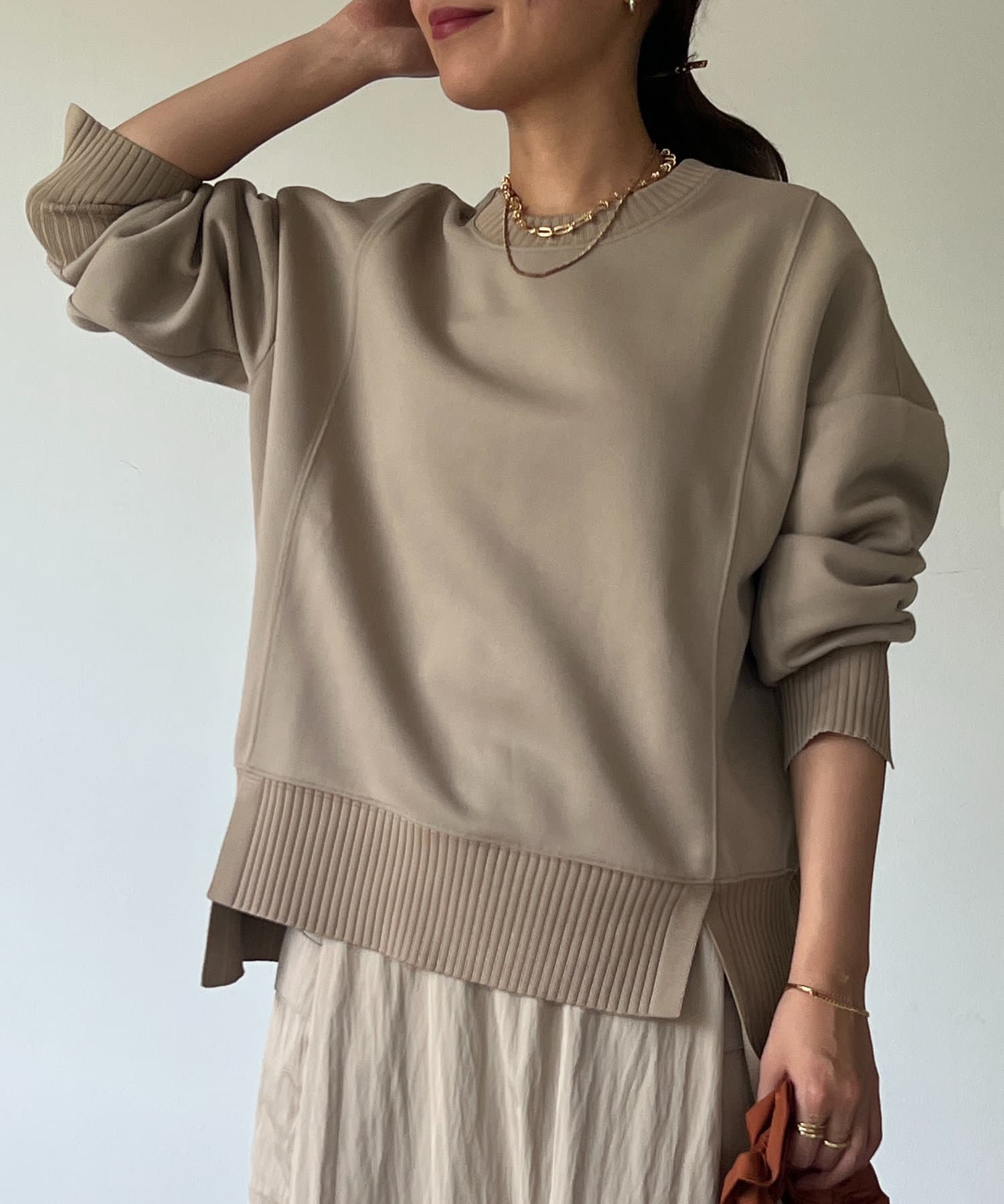 un dix cors(アンディコール) 軽量ボンディングプルオーバー