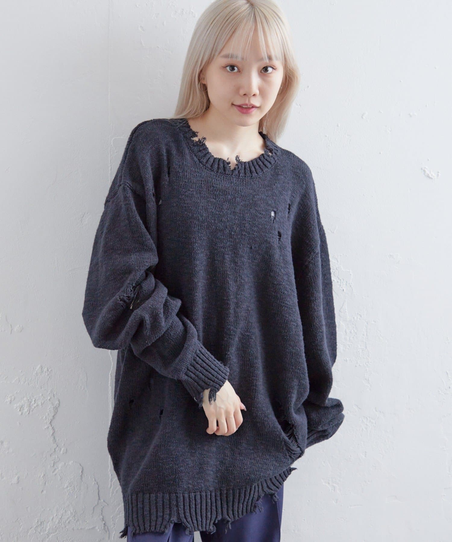 【soe】 ダメージニット [CREWNECK GRUNGY SWEATER]