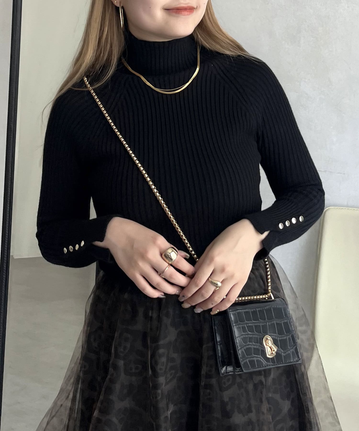 prose verse(プロズヴェール) 袖ボタンハイネックリブニット