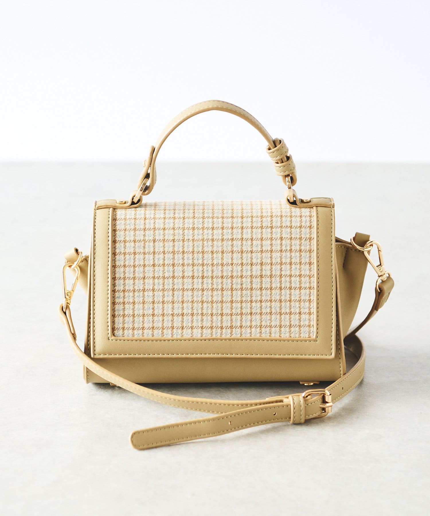 un dix cors(アンディコール) フレンチチェックハンドバッグ