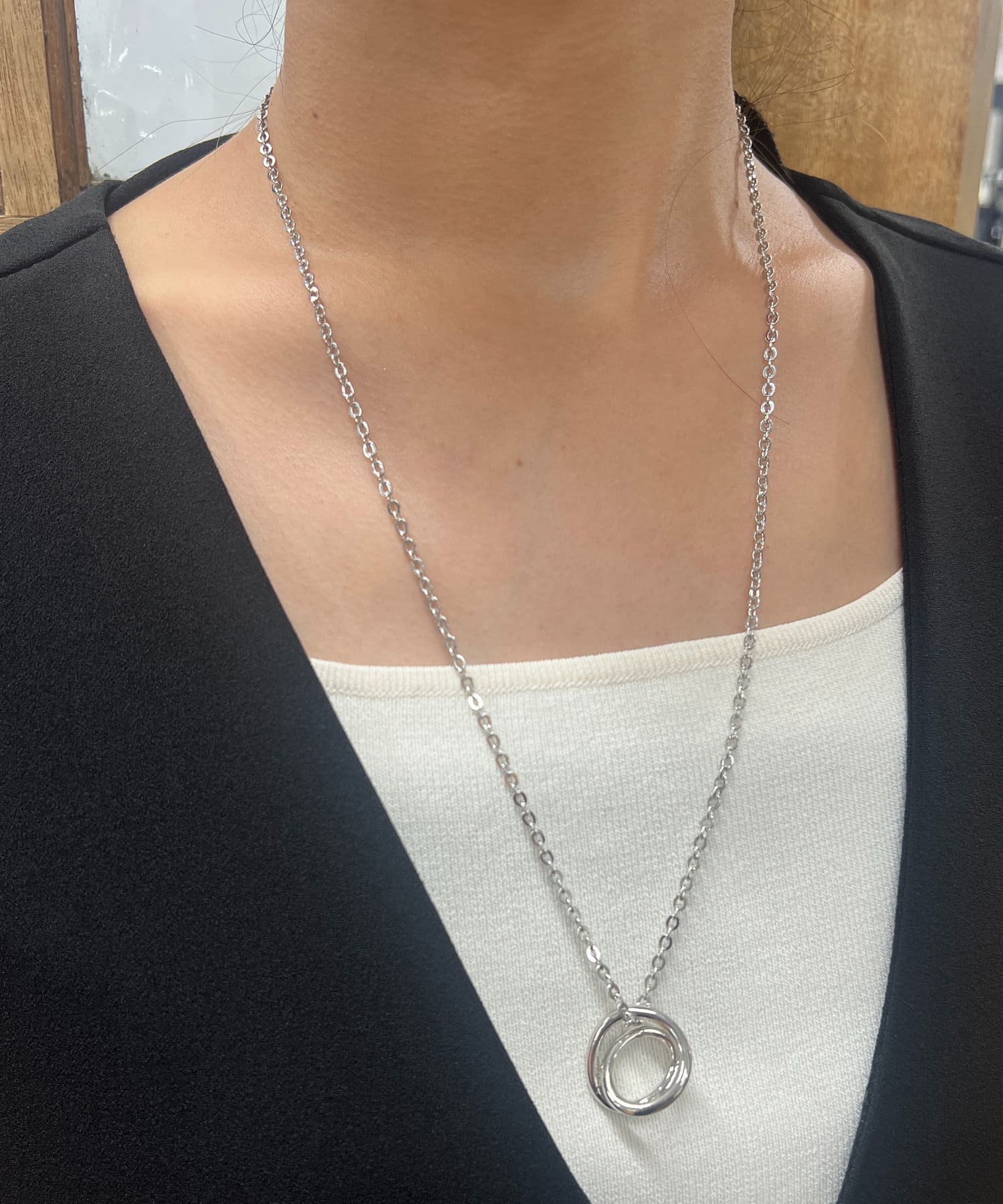 un dix cors(アンディコール) 変形カーブワントップネックレス