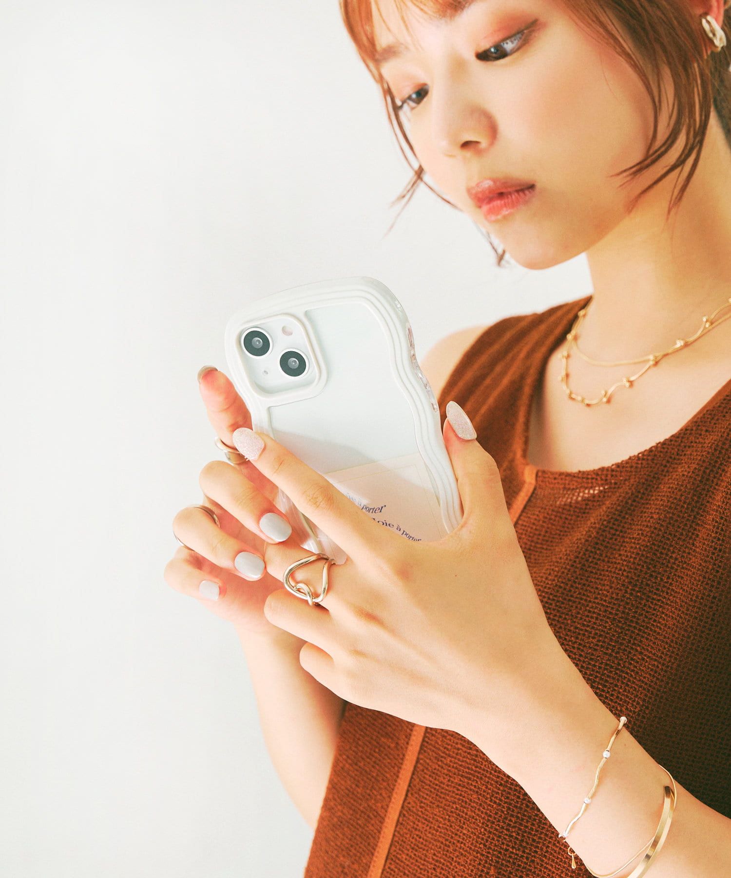 Lattice(ラティス) 2wayウェーブスマホケース(iPhone14)