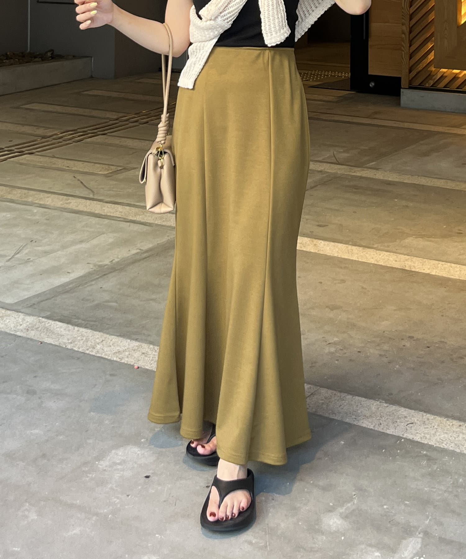 Thevon.(ゼヴォン) 【インフルエンサーYUNA企画】ポンチマーメイドスカート