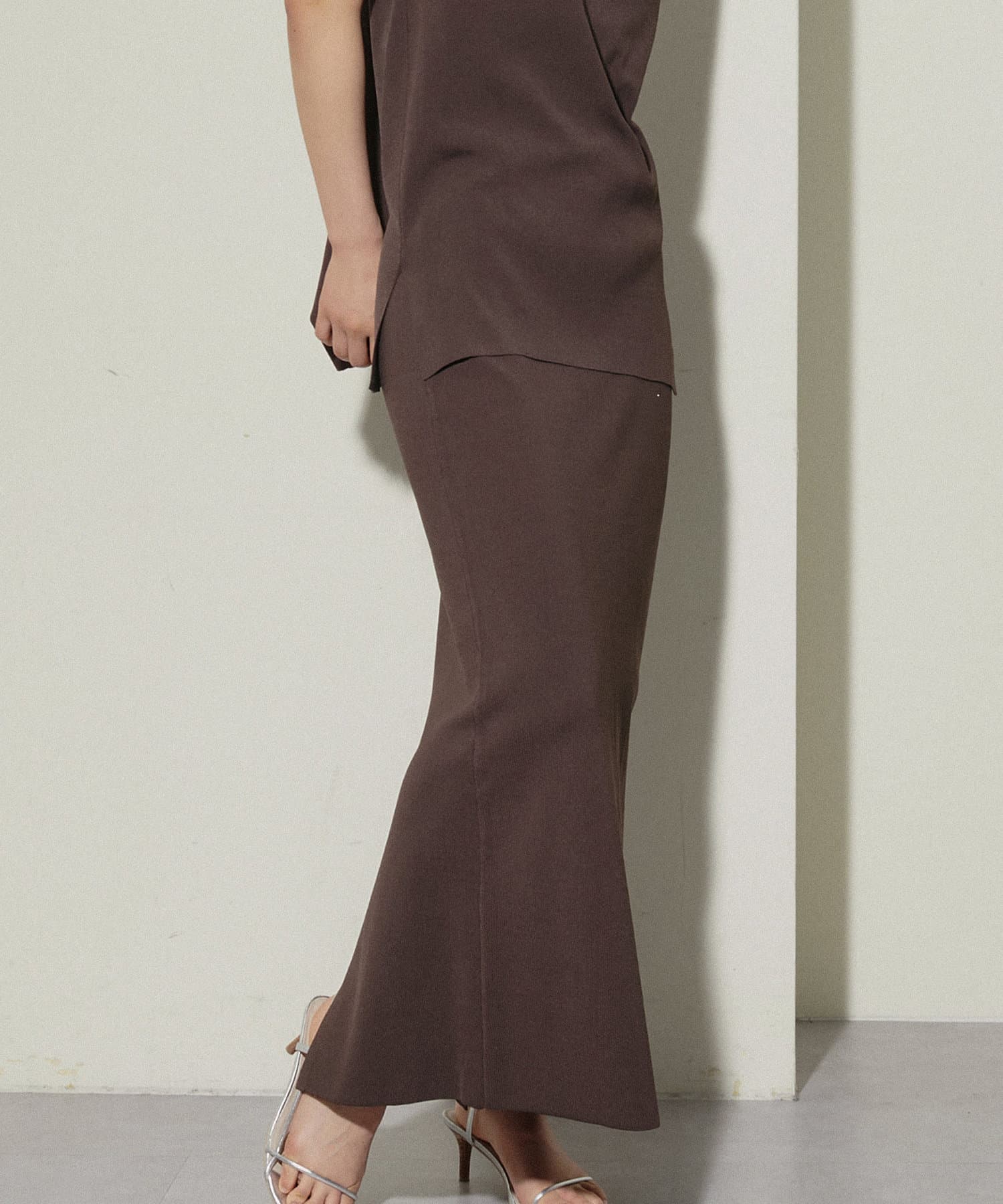 LARUTA(ラルータ) 14G 強撚シンプルIラインニットスカート