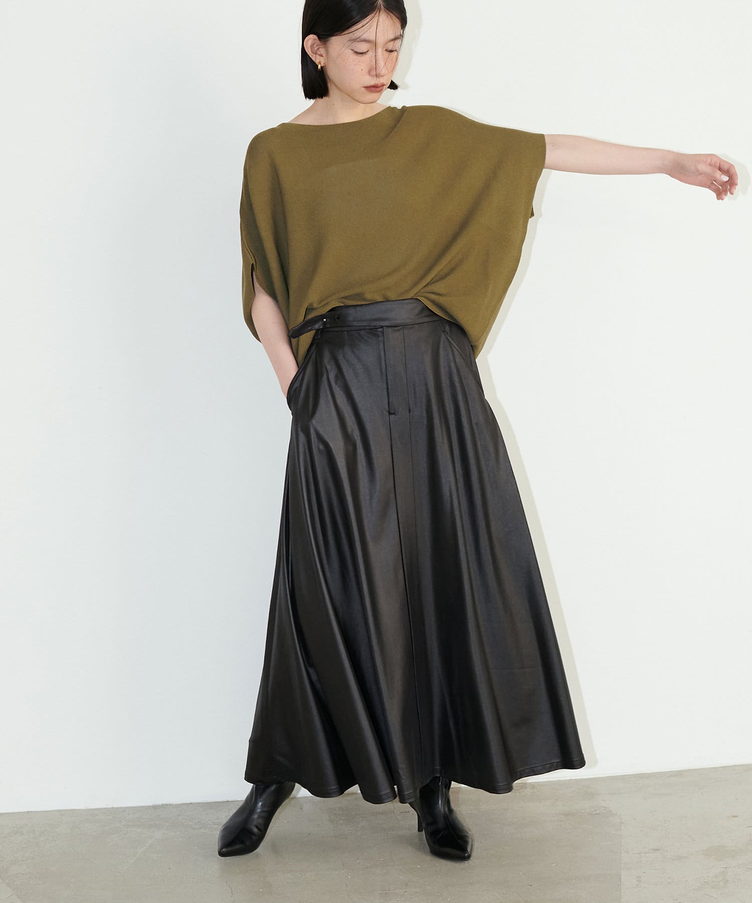 LARUTA(ラルータ) ホールガーメントアシンメトリーニット