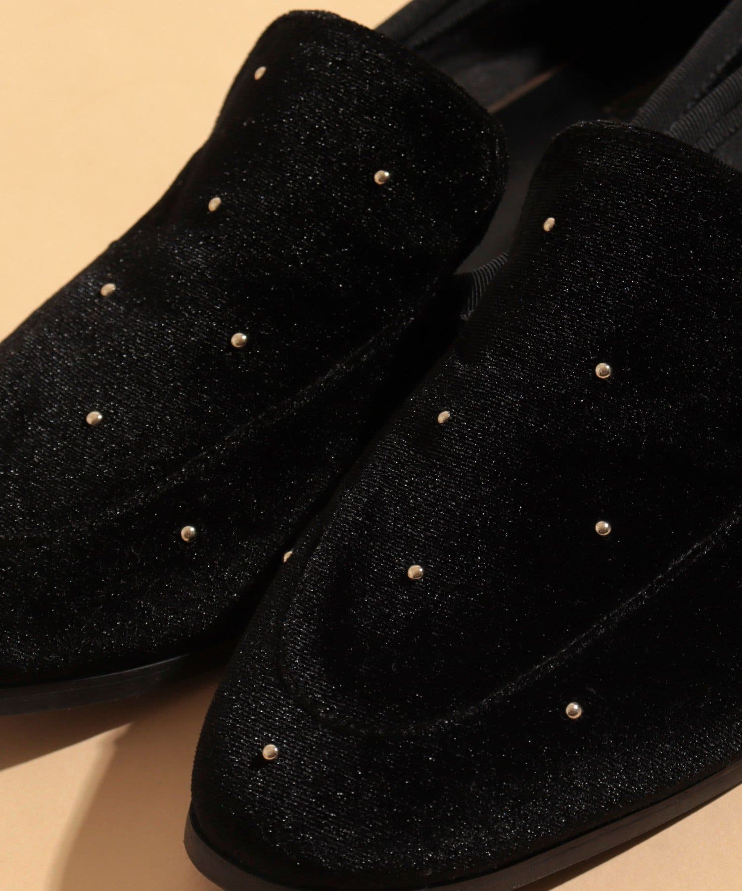 FREDY & GLOSTER(フレディ アンド グロスター) 【PANIER/パニエ】スタッズベロア オペラシューズ