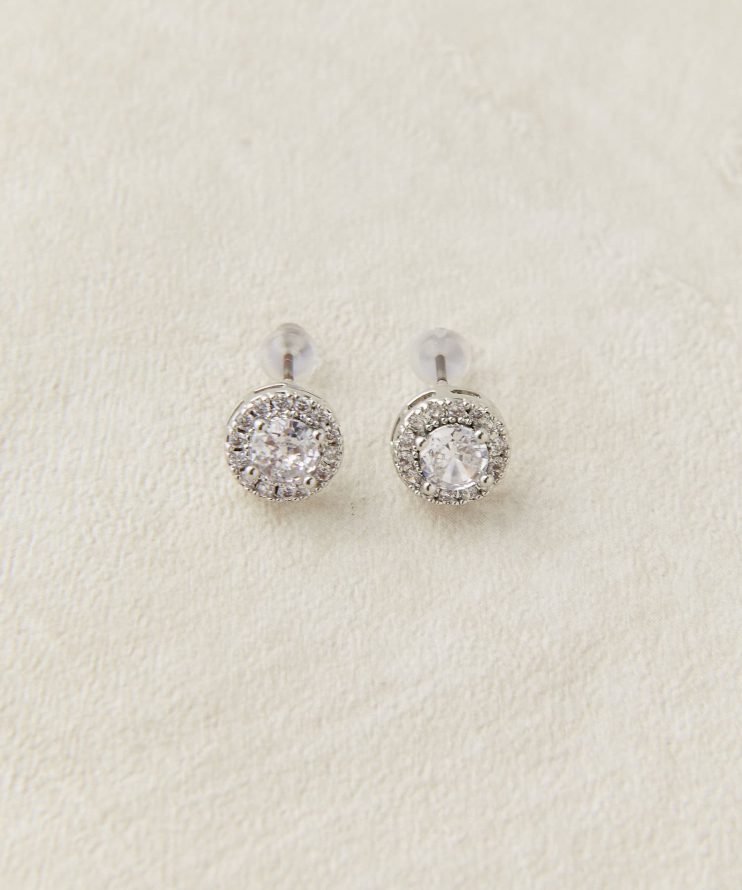 Lattice(ラティス) <チタン>ビジューピアス