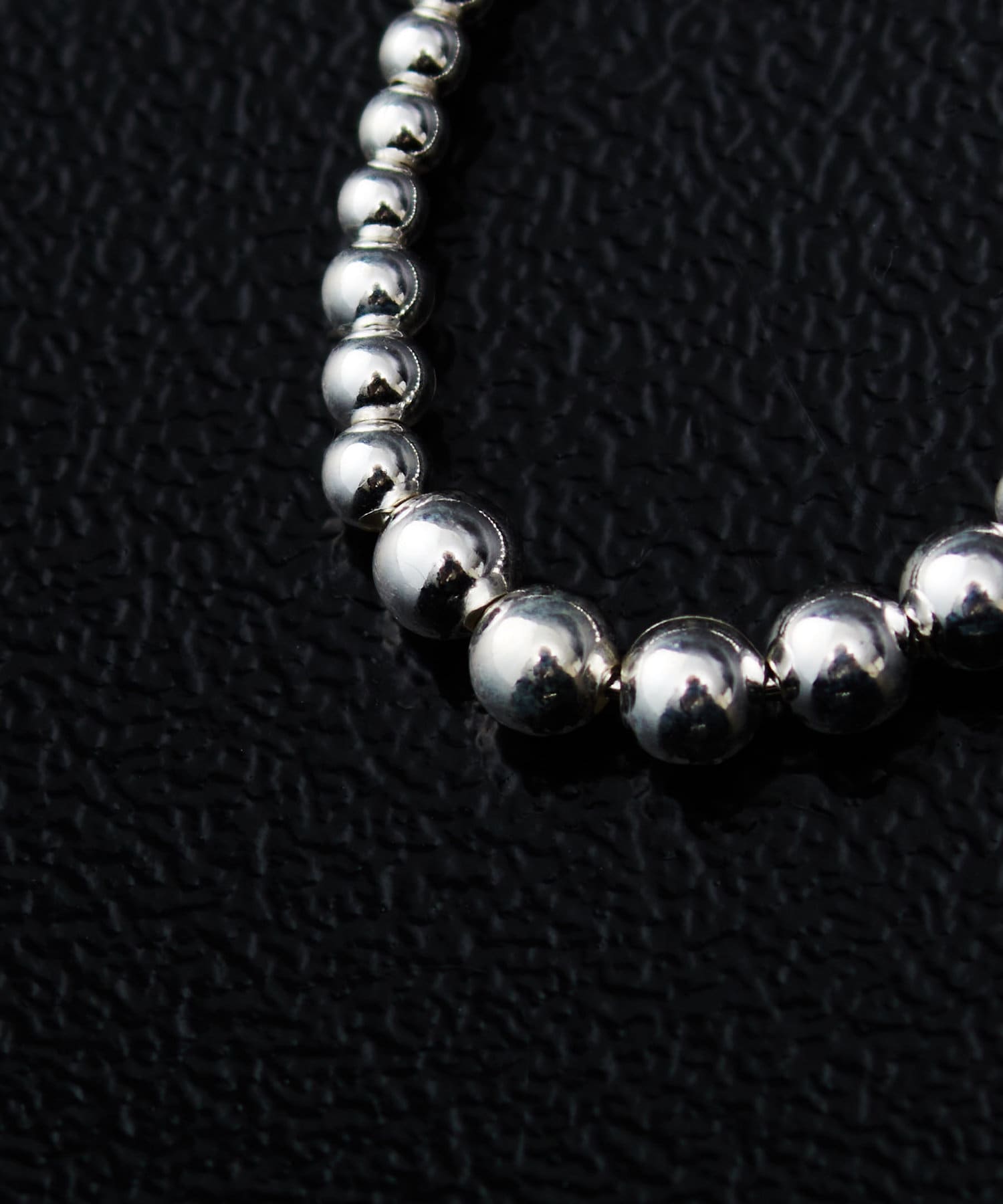Jena　espace merveilleux(ジェナ　エスパスメルヴェイユ) 925ボールピアス