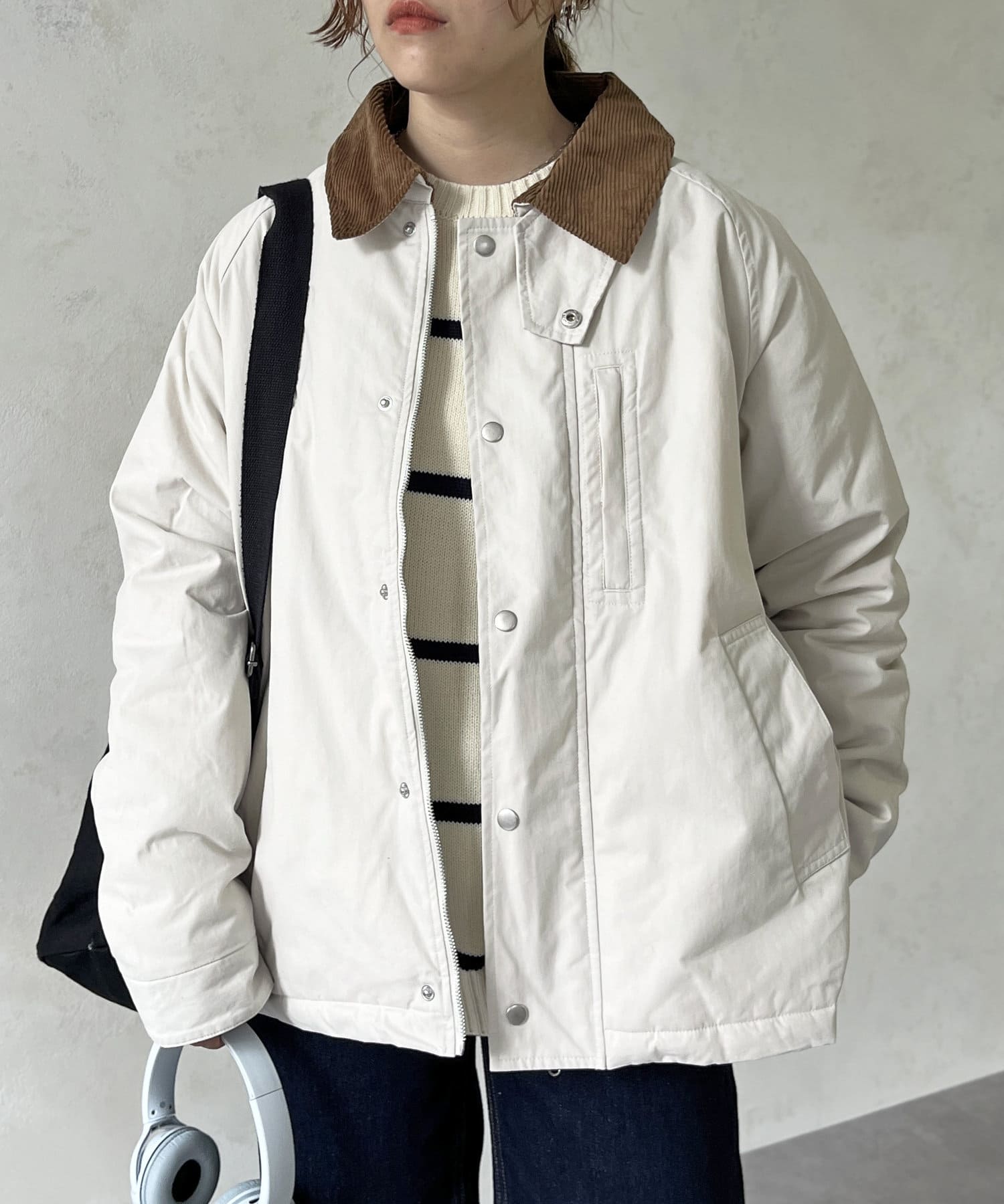 【良いデザイン】 ハンティングジャケット アイボリー白 襟コーデュロイトグル