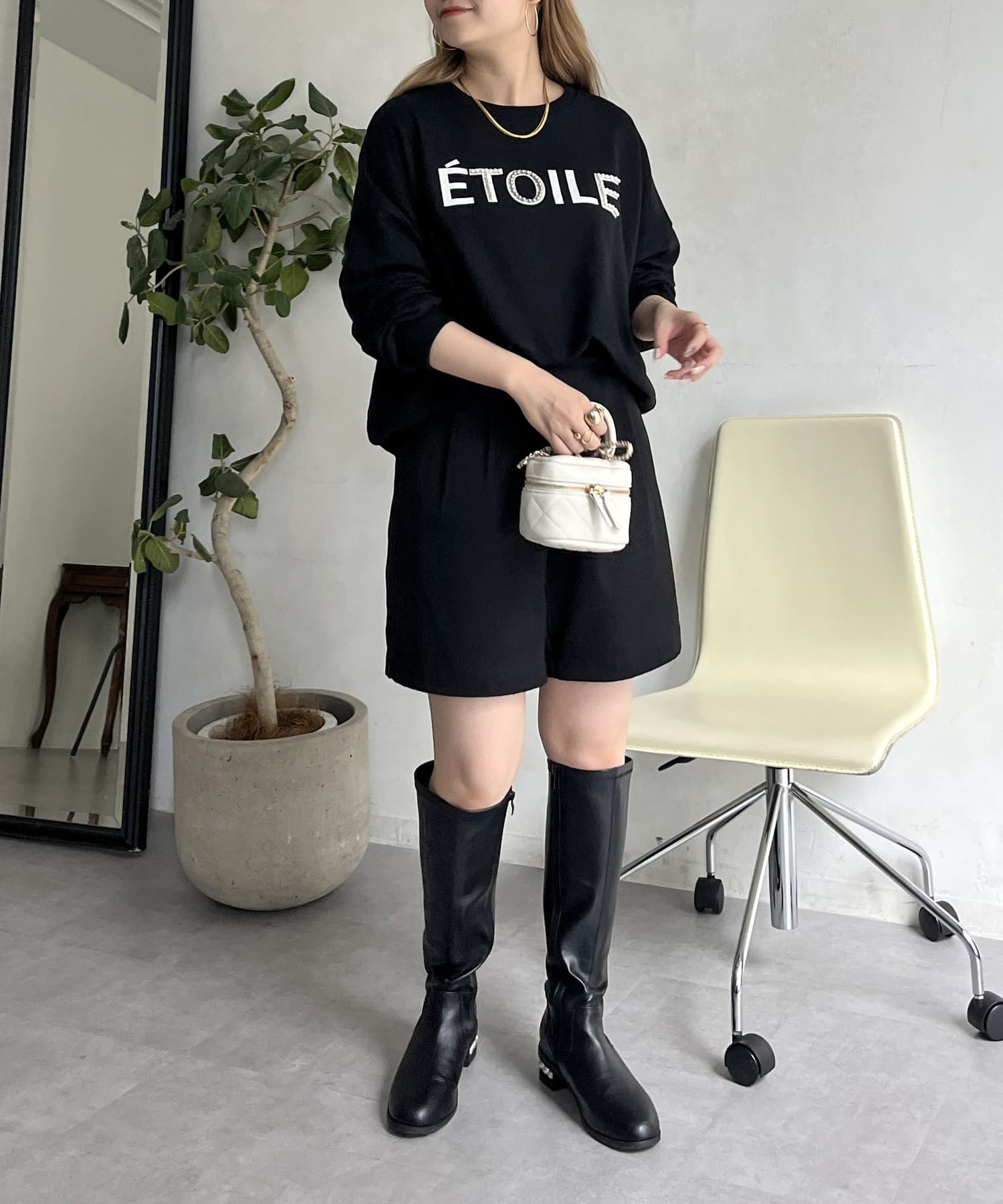 prose verse(プロズヴェール) パール付きフロッキーロゴ裏毛スウェット