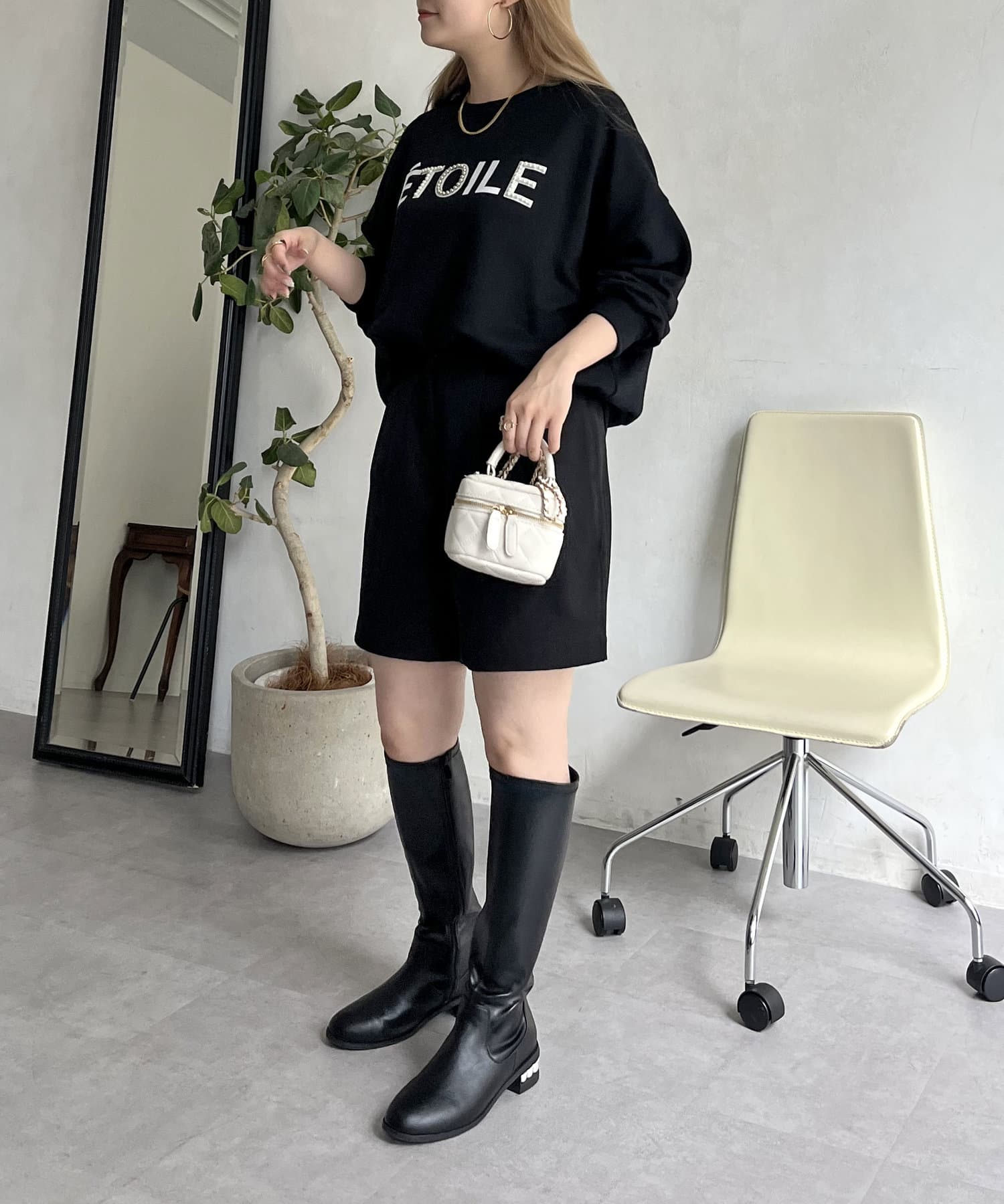 prose verse(プロズヴェール) パール付きフロッキーロゴ裏毛スウェット