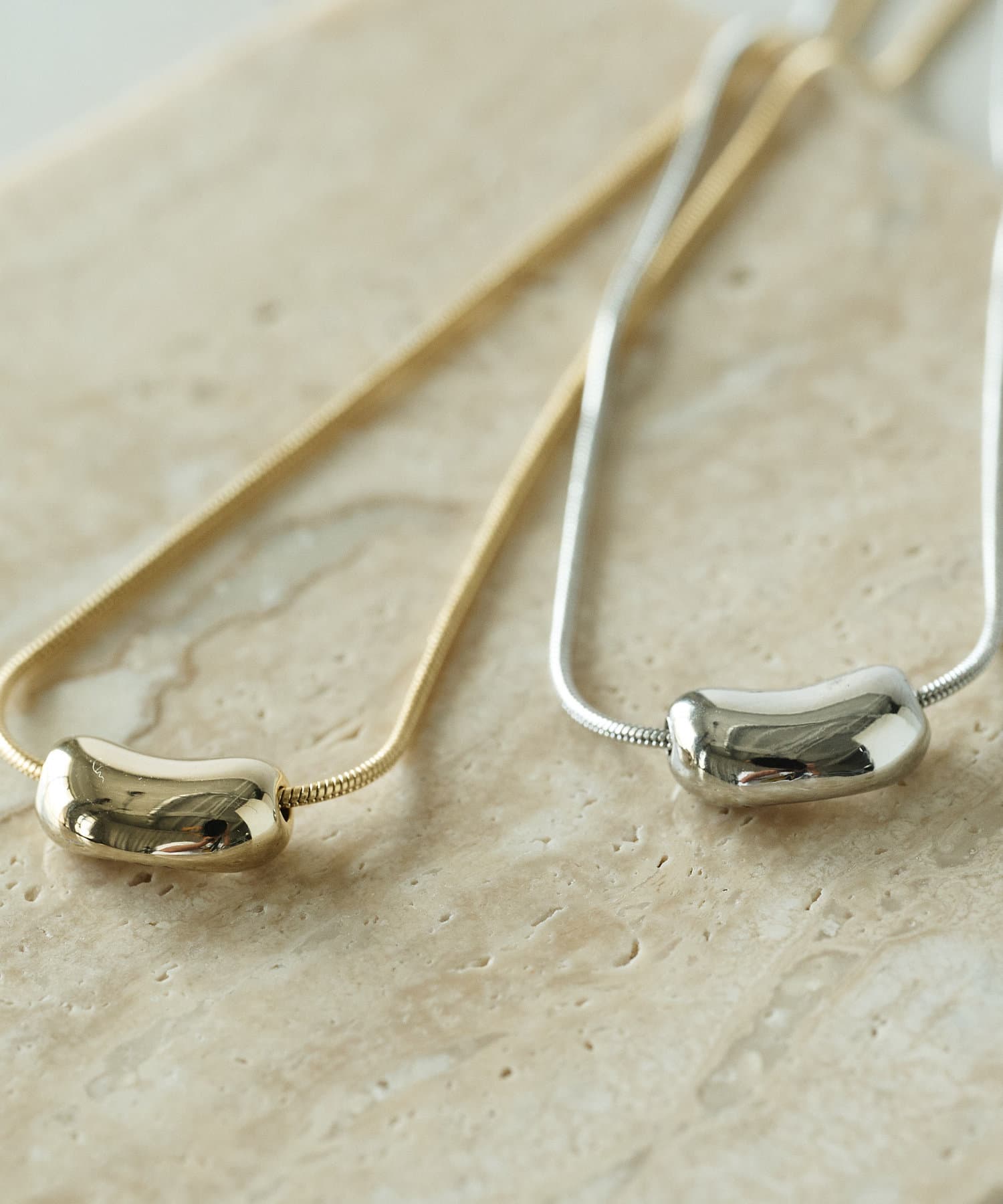 un dix cors(アンディコール) ビーンメタルネックレス