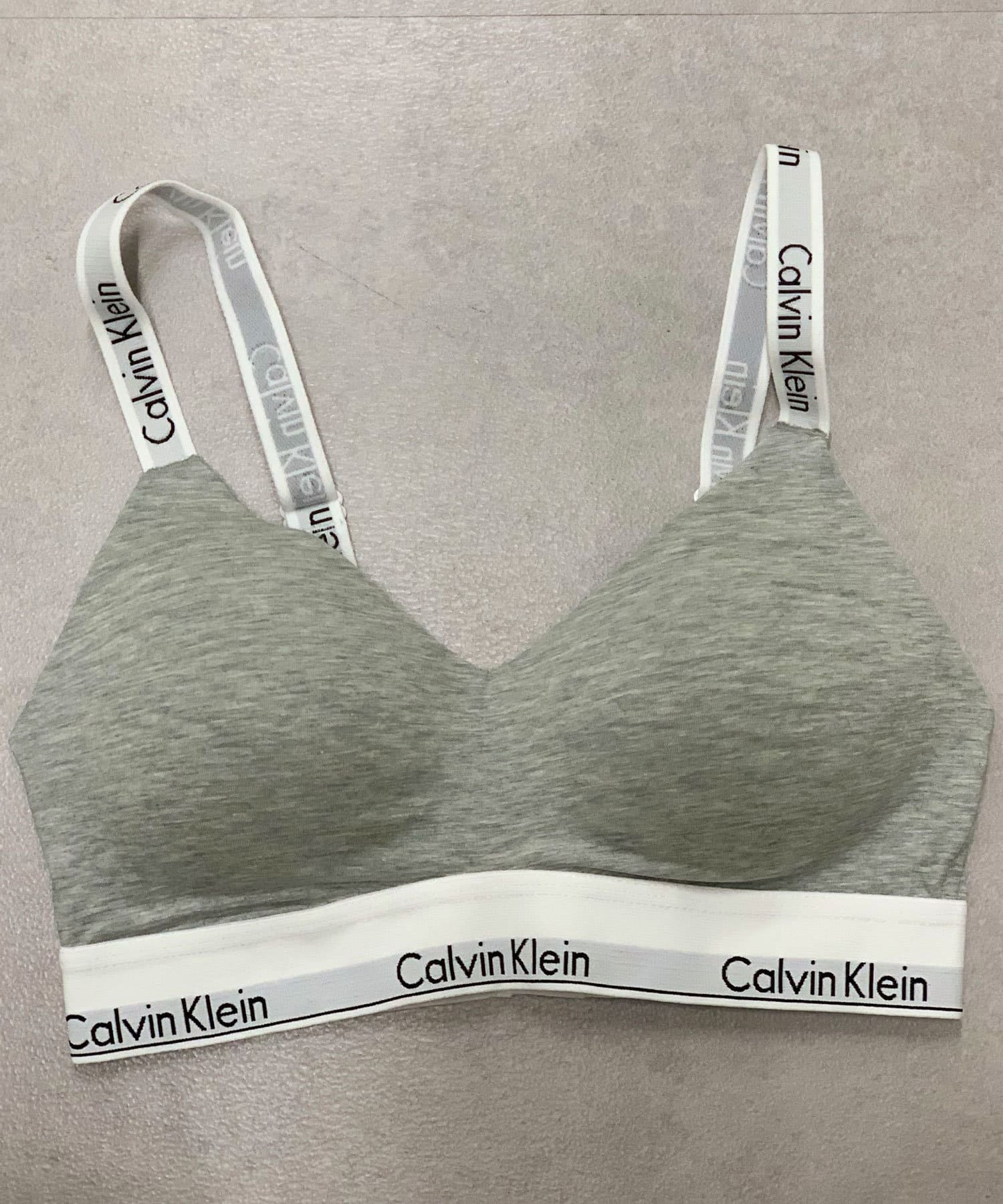 Jennie for Calvin Klein ライトリーブラレット ブラ SSカラー - ベア
