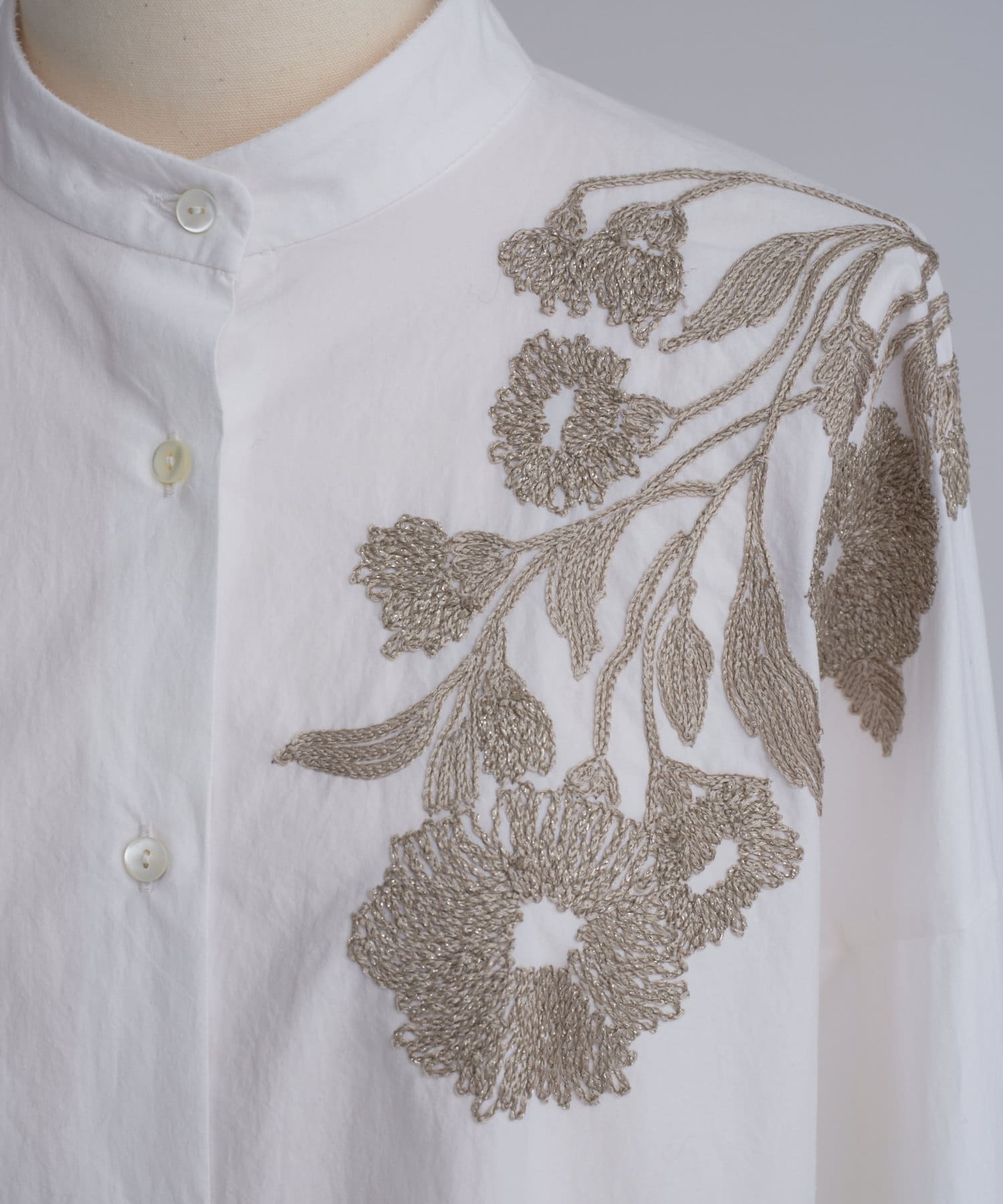 BEARDSLEY(ビアズリー) 《15 quinze》花刺繍シャツ