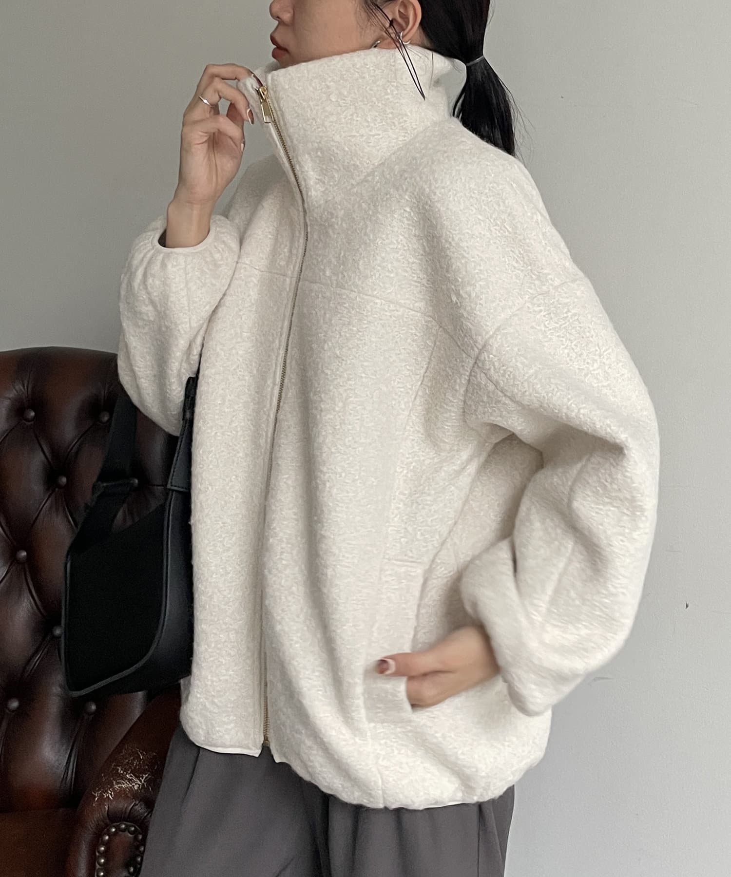 Thevon.(ゼヴォン) 圧縮ブークレスタンドジャケット