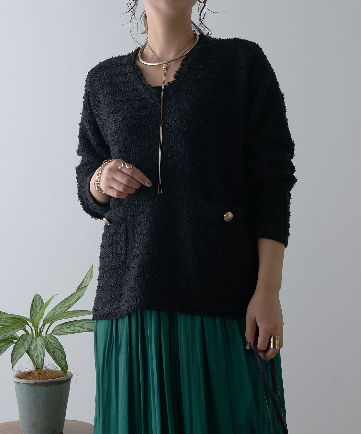 Jena　espace merveilleux(ジェナ　エスパスメルヴェイユ) フリンジポケットニット