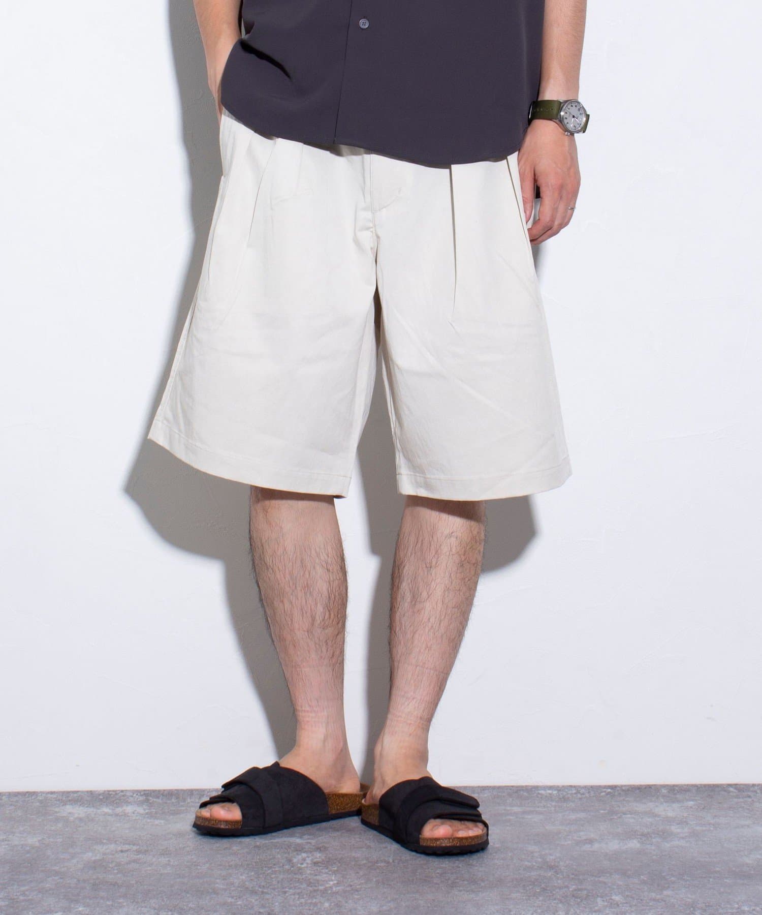 FREDY & GLOSTER(フレディ アンド グロスター) 【GLOSTER】サマーツータックショーツ