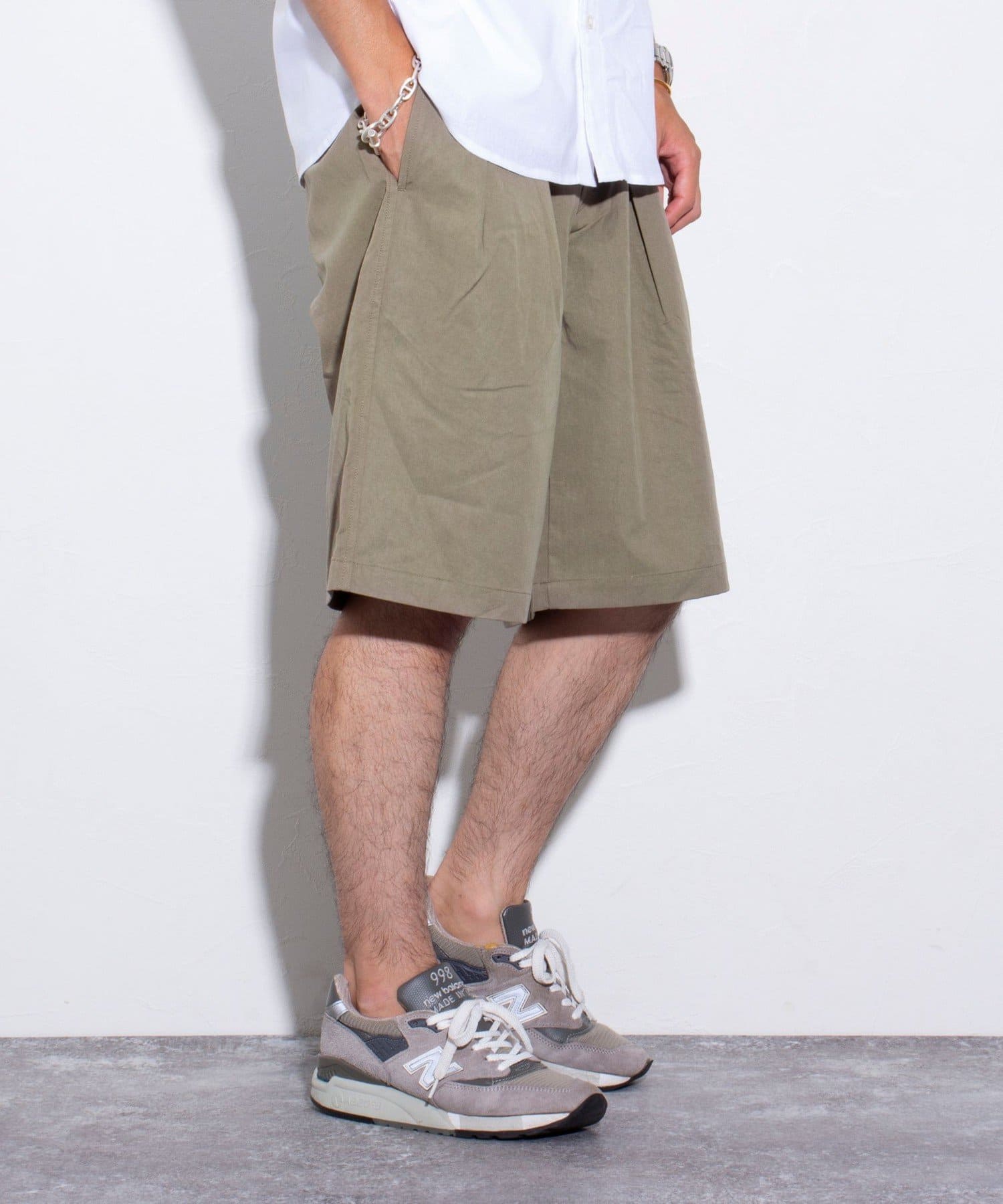 FREDY & GLOSTER(フレディ アンド グロスター) 【GLOSTER】サマーツータックショーツ