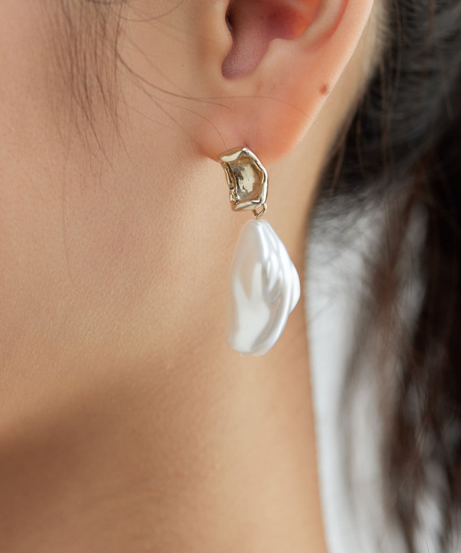 Chez toi(シェトワ) ニュアンスパールピアス