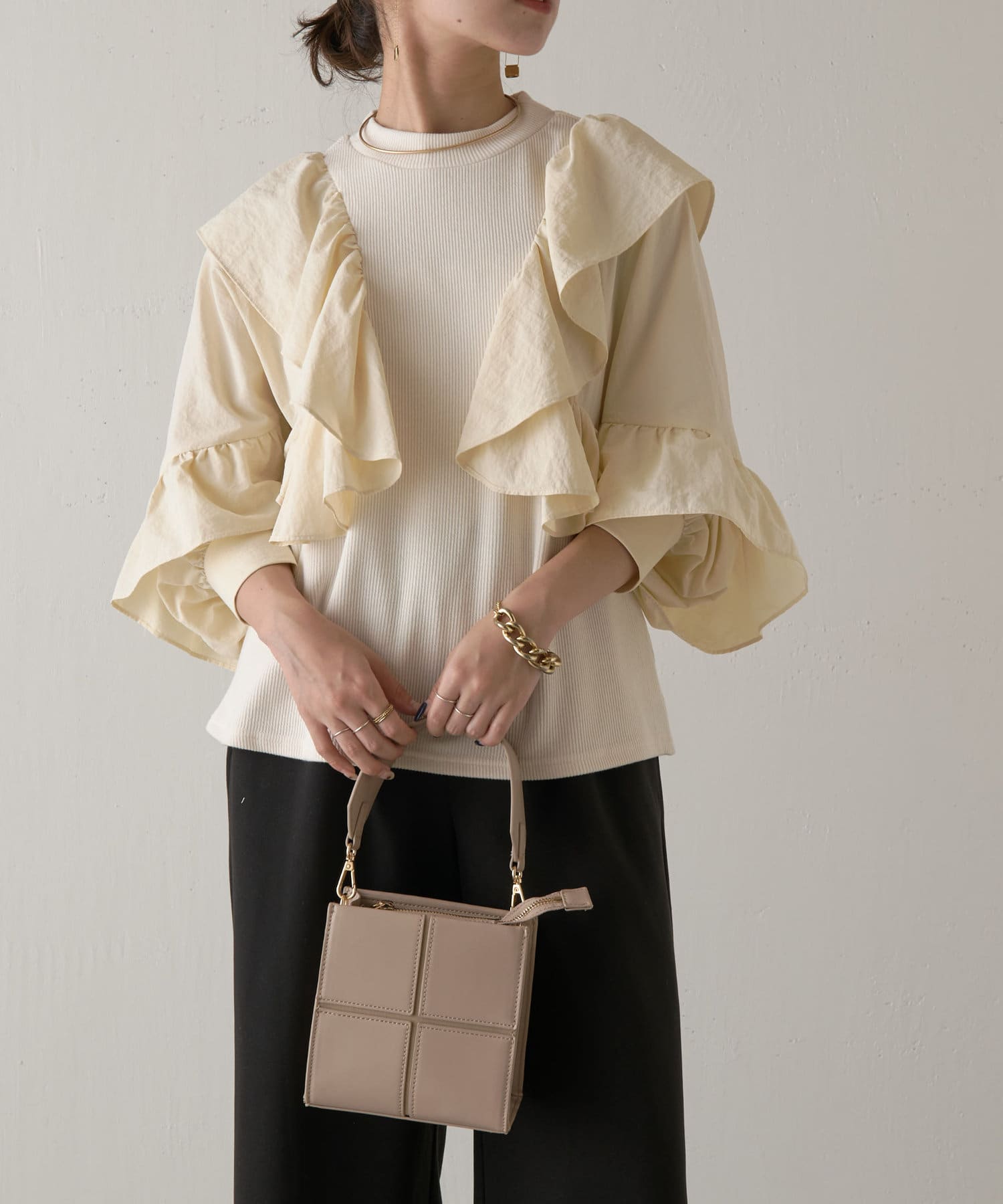 ラッフルフリルカットソー | Jena espace merveilleux(ジェナ