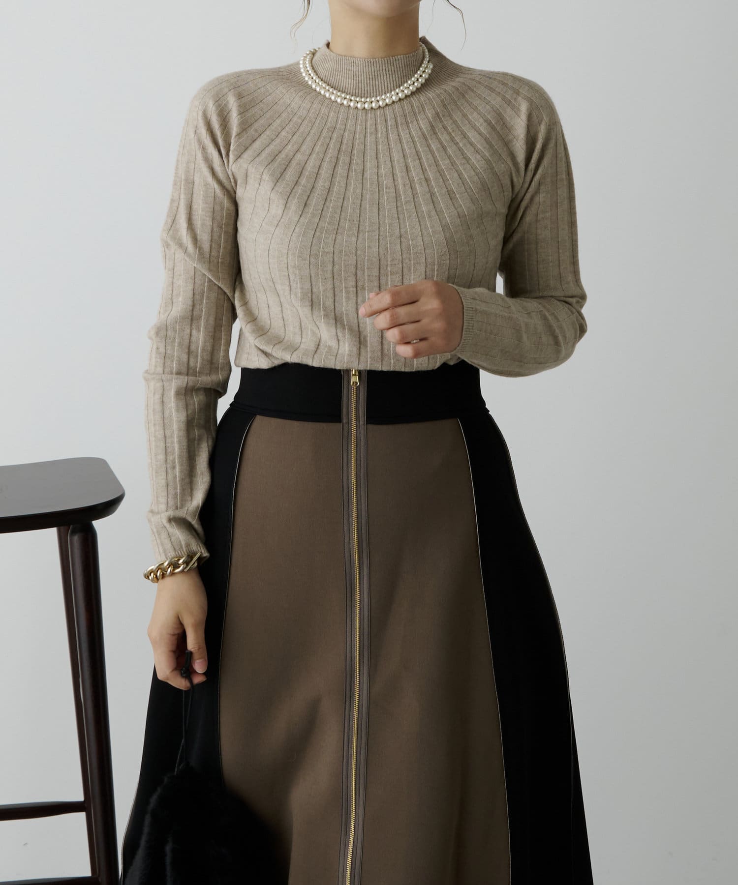 Jena　espace merveilleux(ジェナ　エスパスメルヴェイユ) シームレスリブニット