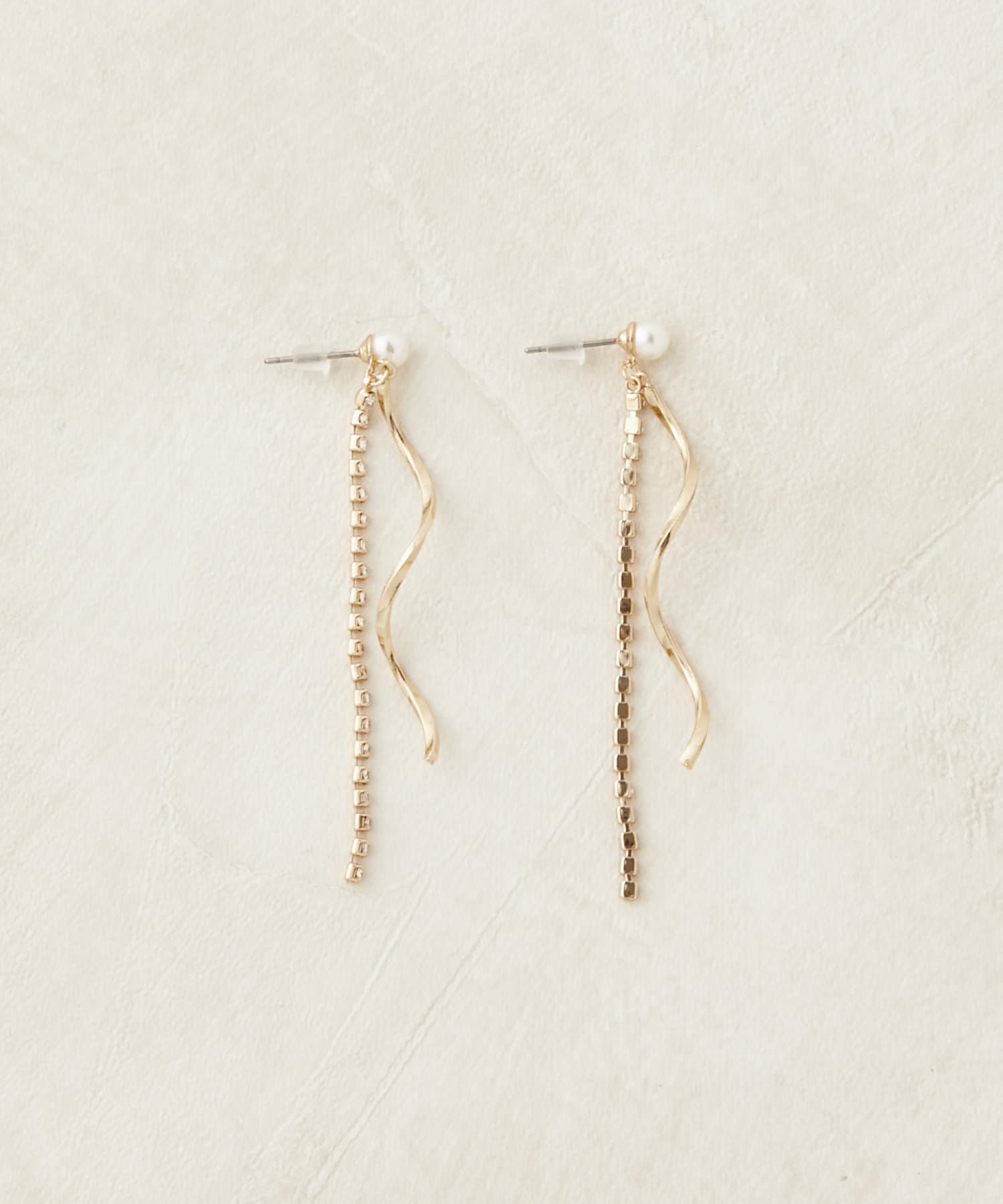 Lattice(ラティス) <チタン>パールピアス