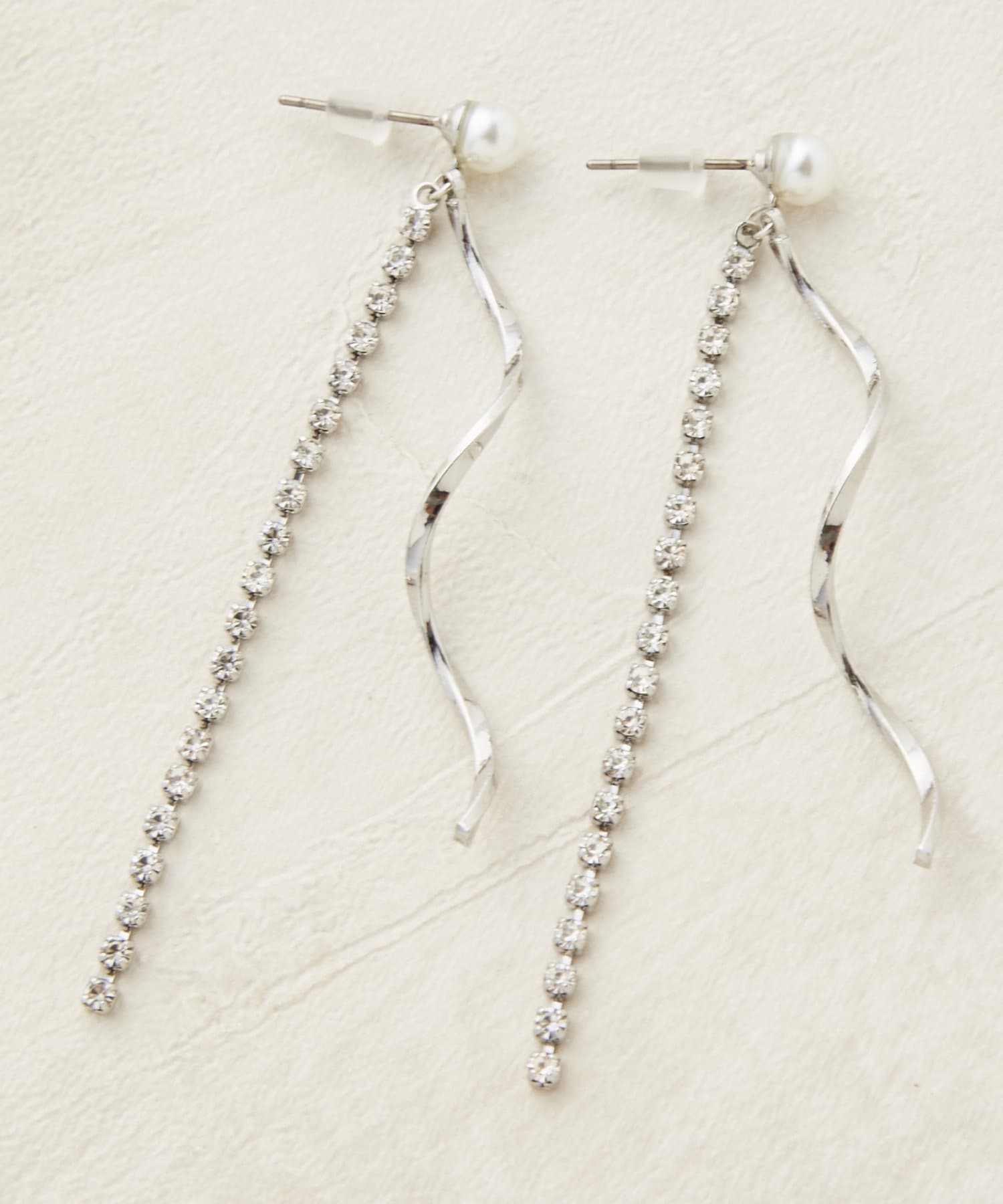 Lattice(ラティス) <チタン>パールピアス