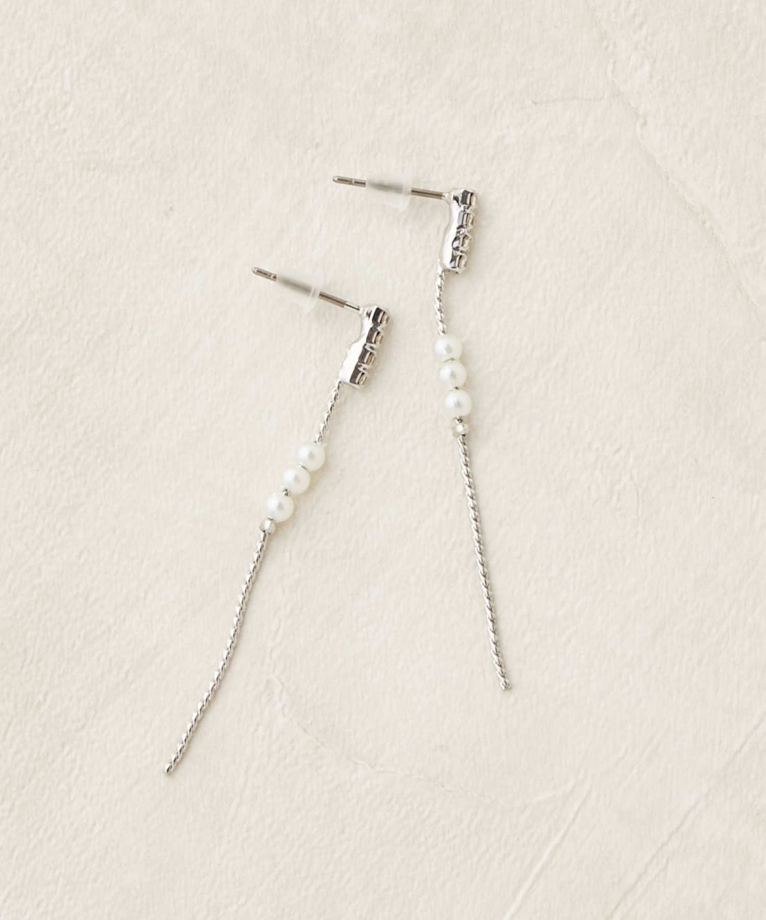 Lattice(ラティス) <チタン>パールピアス