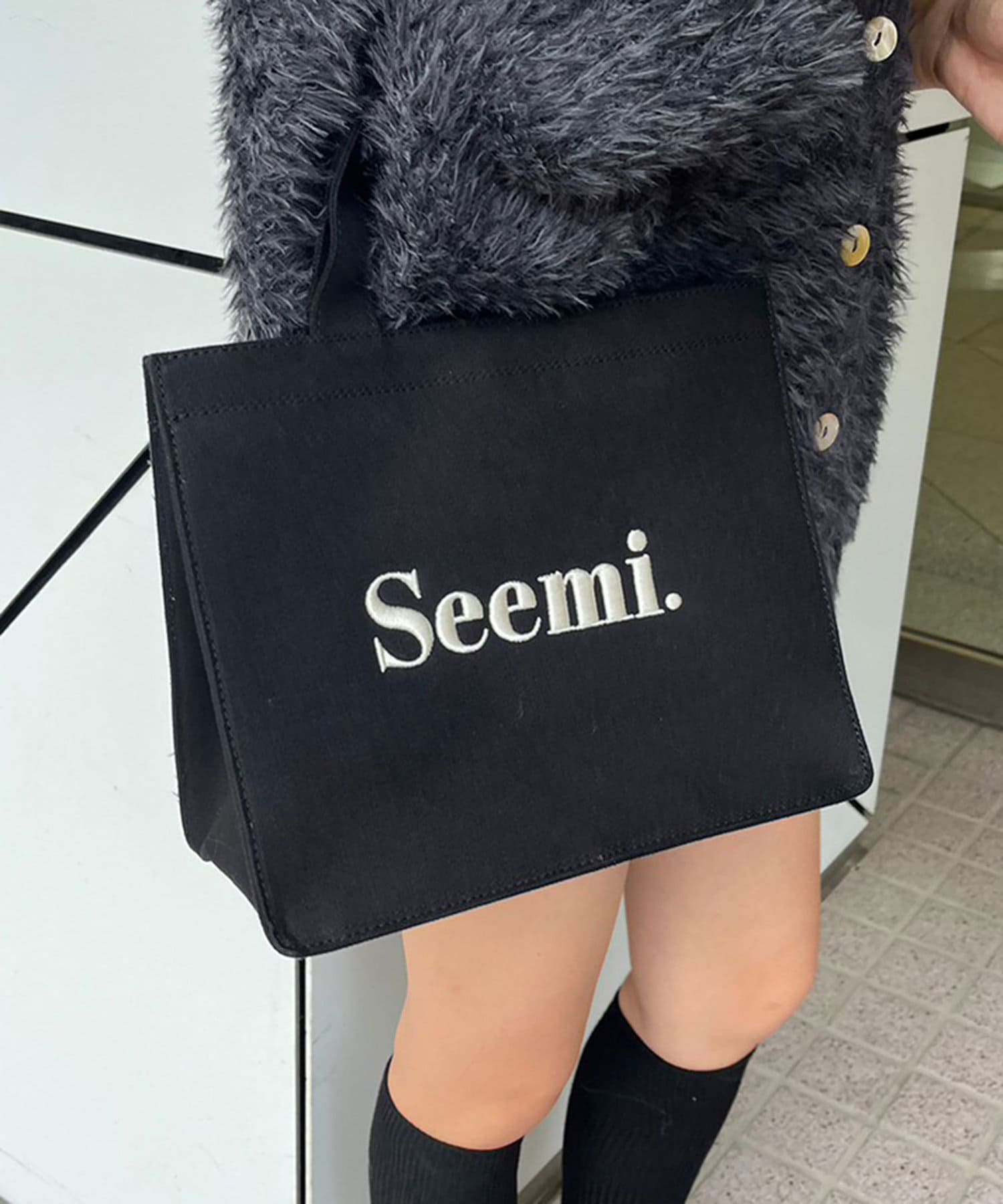 Seemi.by NICE CLAUP(シーミーバイナイスクラップ) Seemi刺繍ミニトートバッグ
