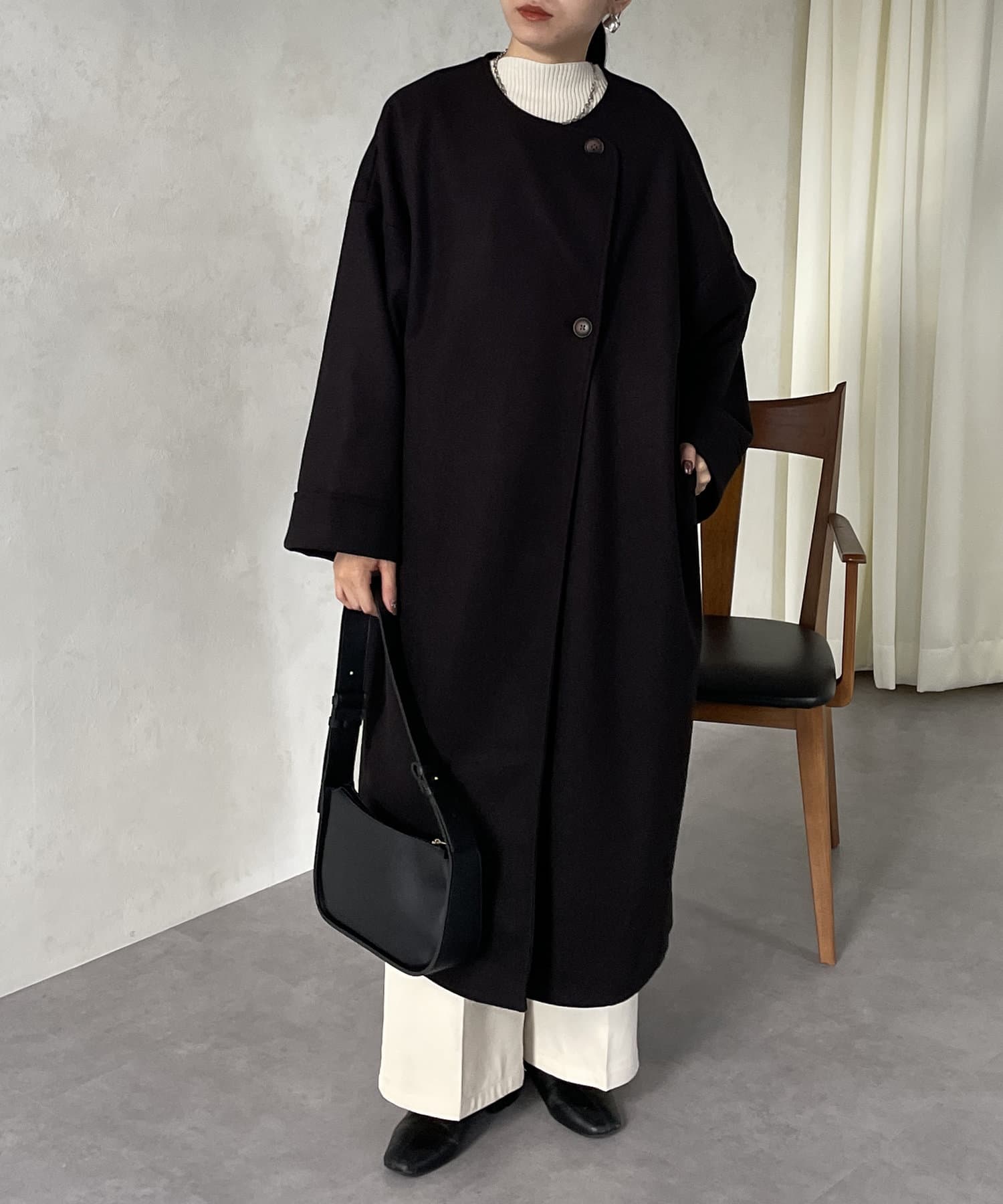 Thevon.(ゼヴォン) ストール付きノーカラーコート