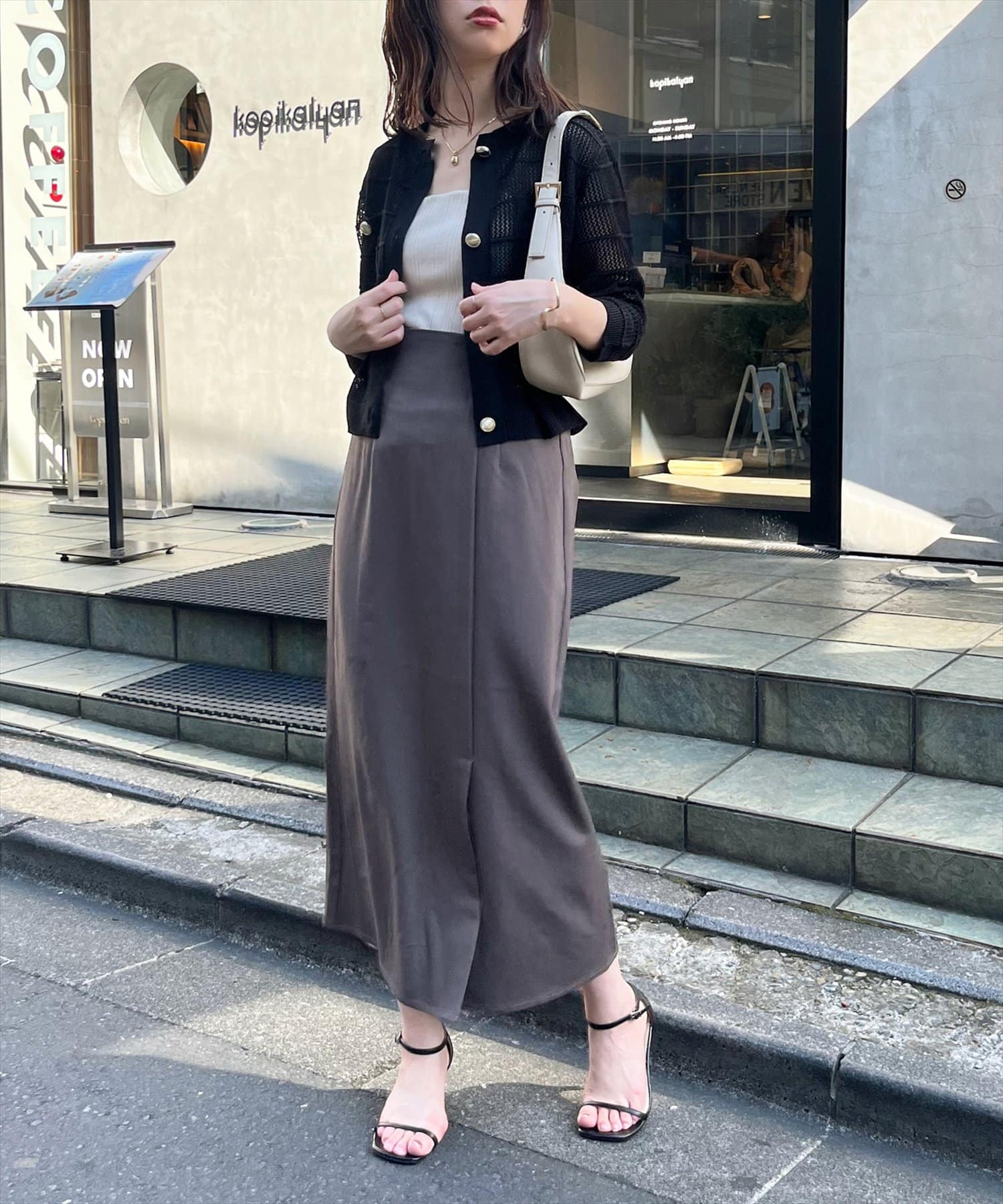 natural couture(ナチュラルクチュール) タック×透かしニット6分袖カーディガン