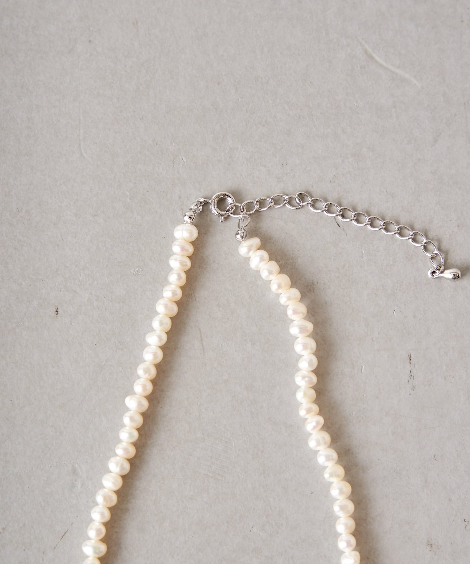 Jena　espace merveilleux(ジェナ　エスパスメルヴェイユ) ミニパールネックレス