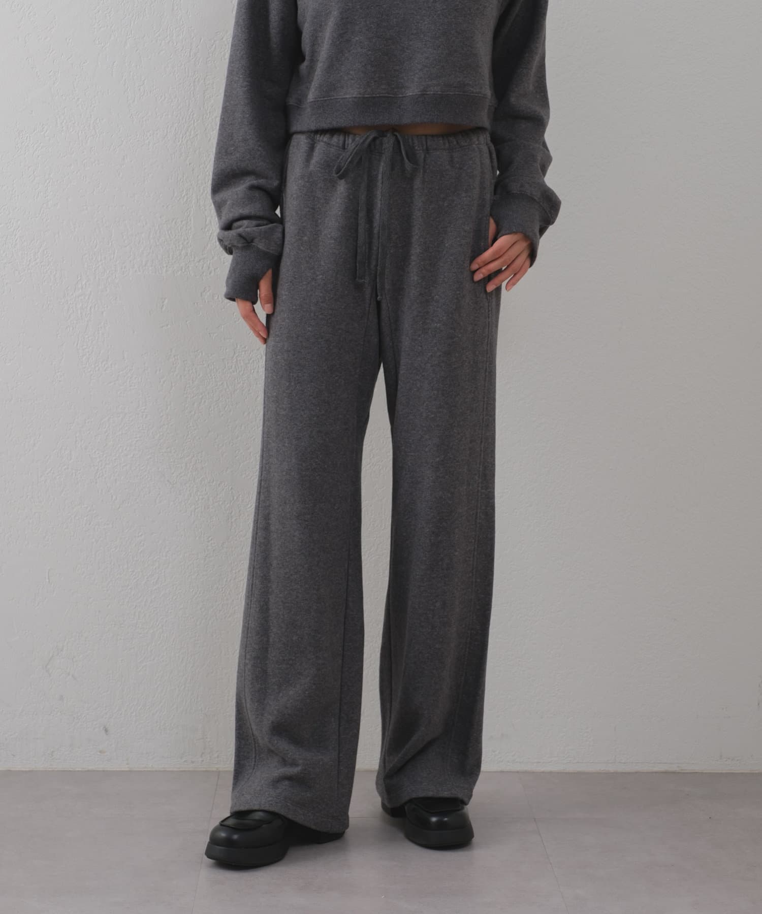 Pasterip(パセリ) Suede touch sweat pants