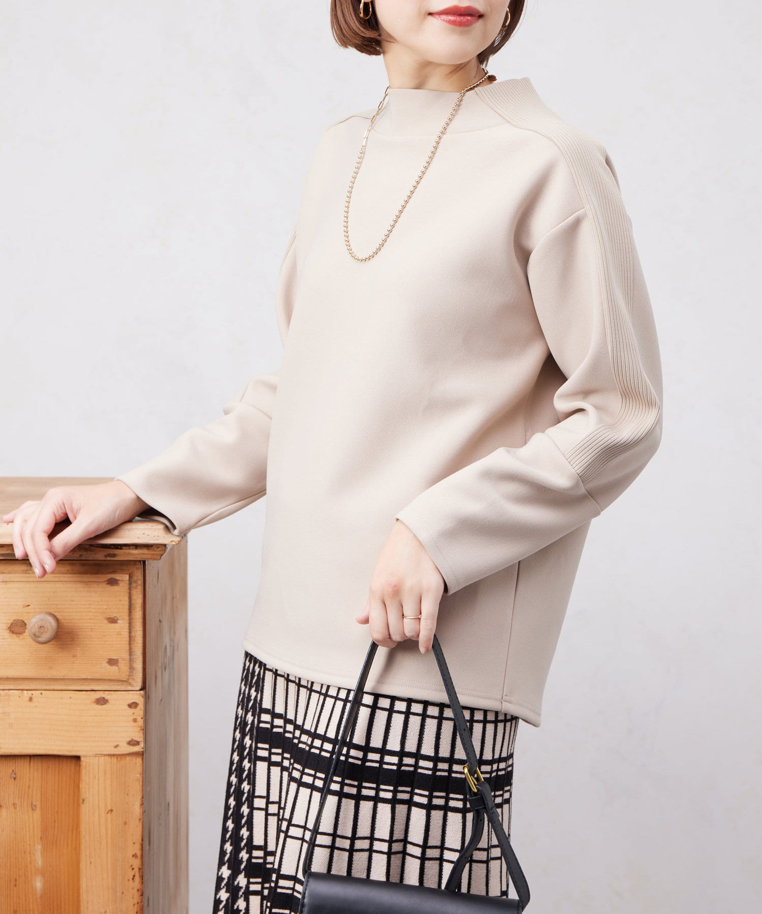 Chez toi(シェトワ) リブ切替接結カットジョーゼットプルオーバー