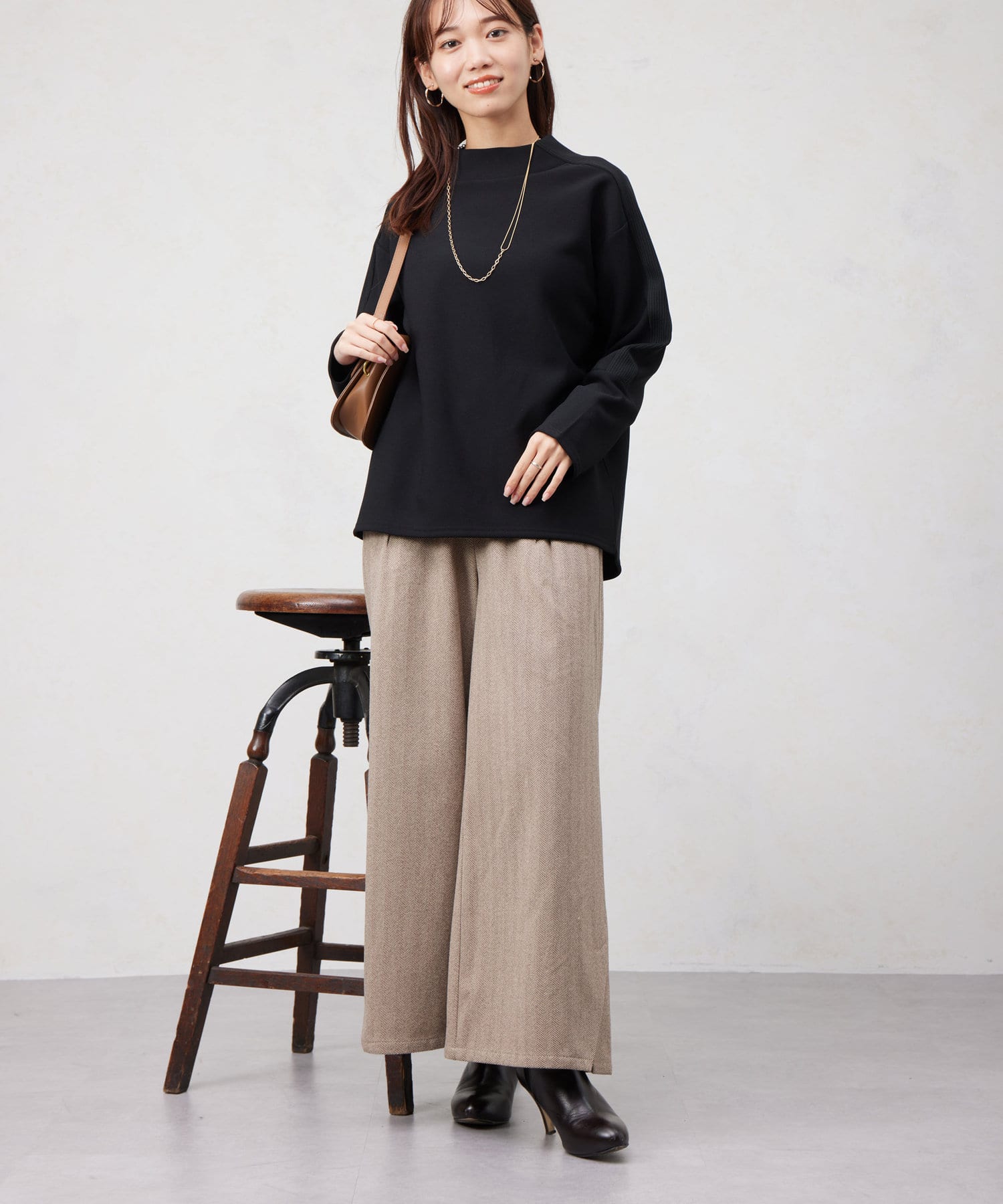 Chez toi(シェトワ) リブ切替接結カットジョーゼットプルオーバー