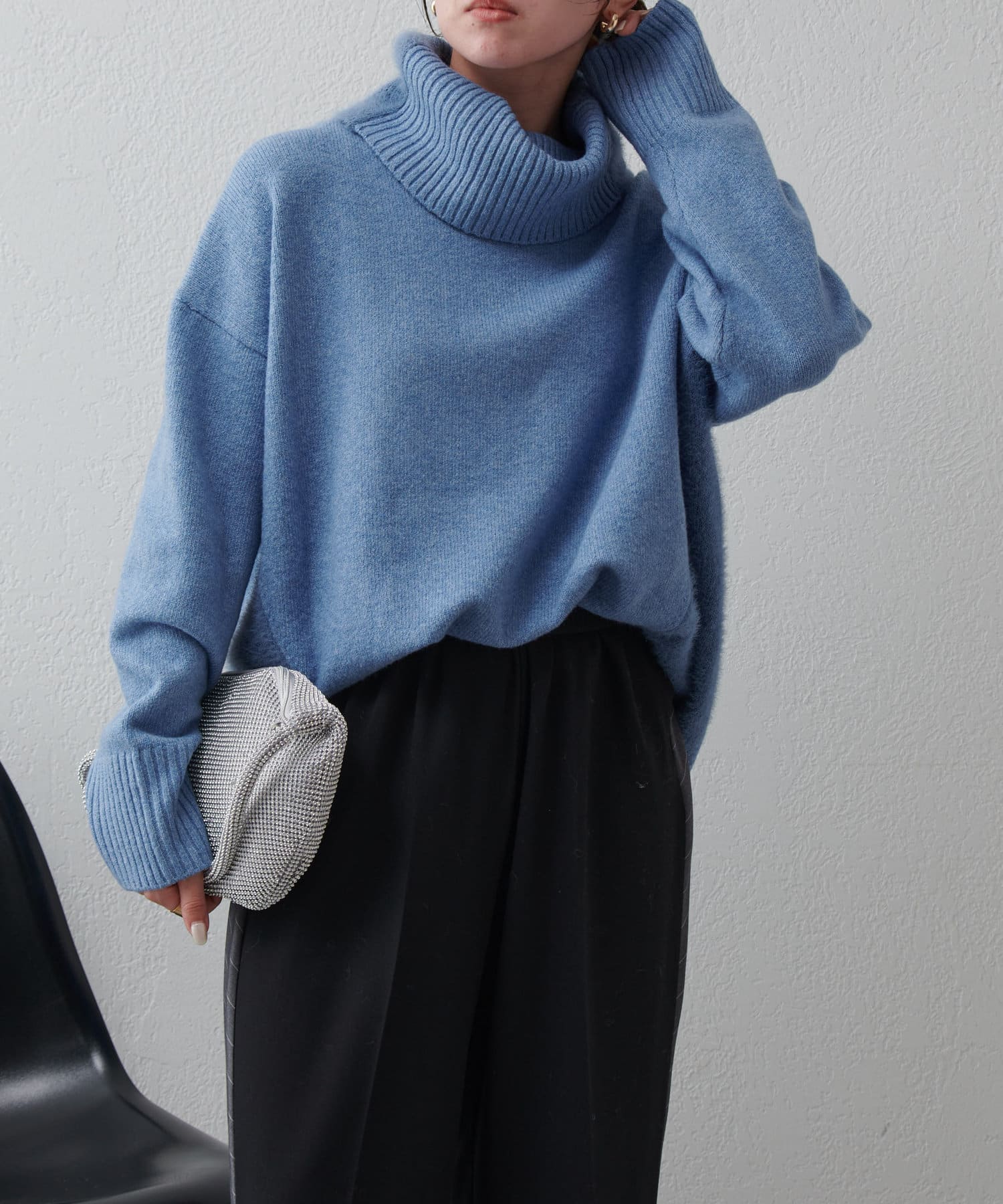 Jena　espace merveilleux(ジェナ　エスパスメルヴェイユ) サイドシャギーオフタートルニット
