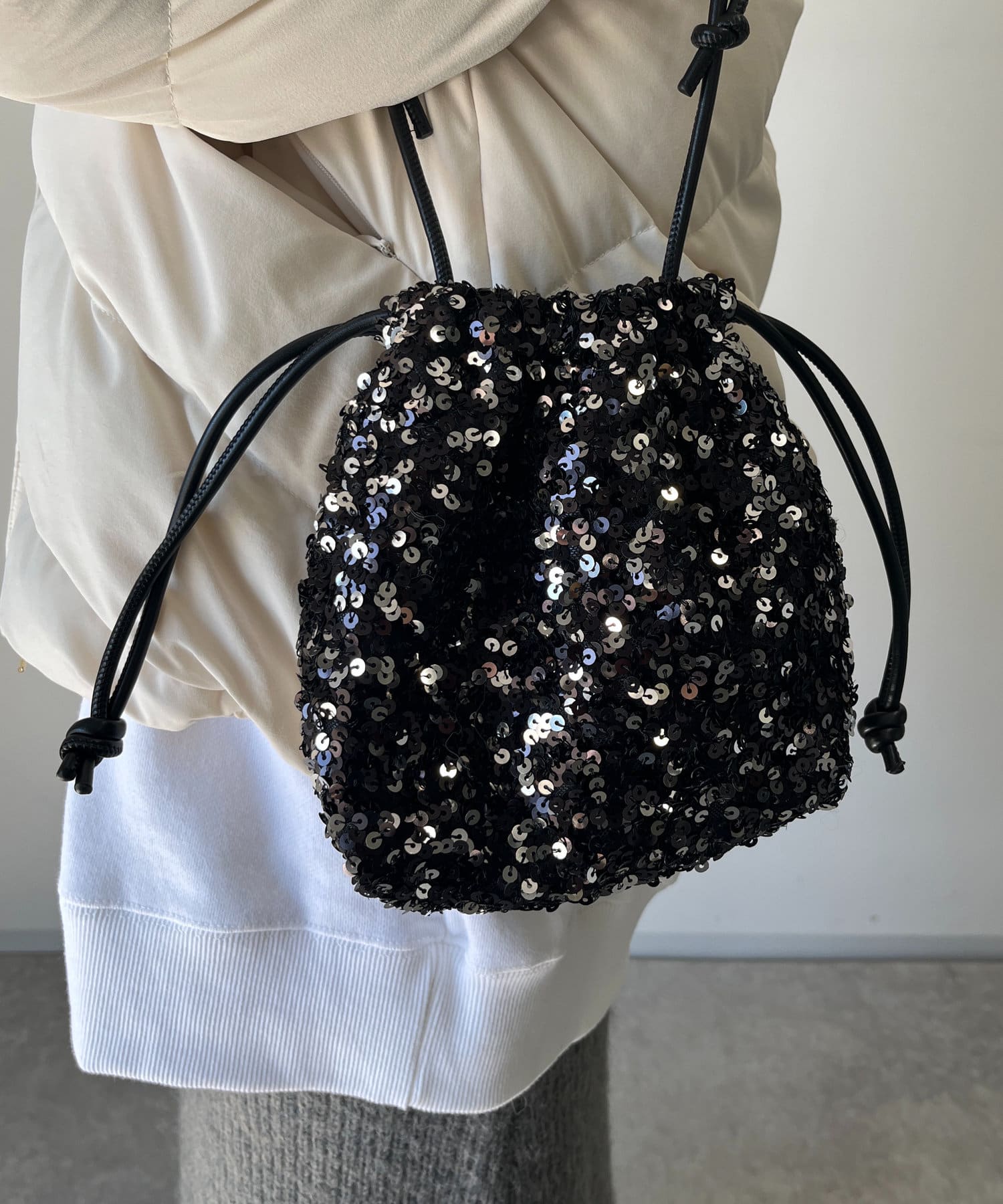 un dix cors(アンディコール) スパンコール巾着