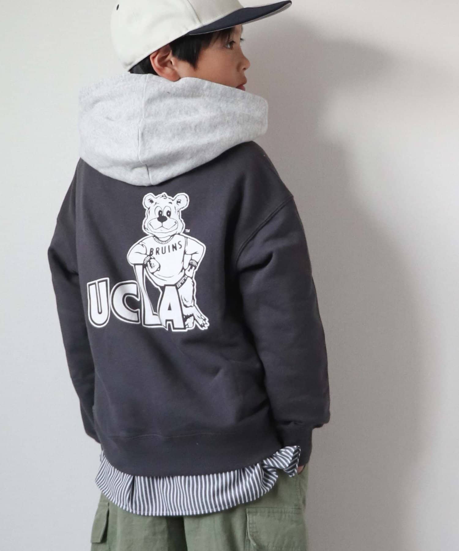 KIDS】【UCLA/ユーシーエルエー】TYPY別注ボックスロゴフーディー 