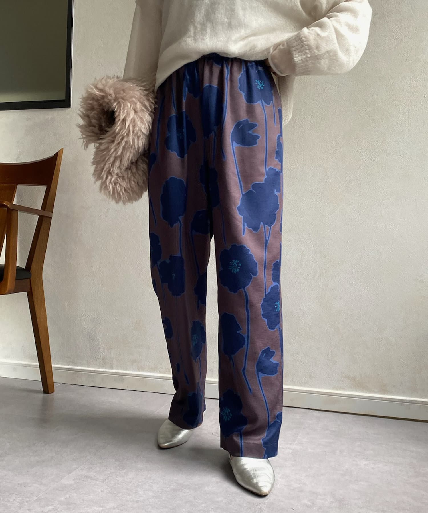 DOUDOU(ドゥドゥ) 【WEB限定】 フラワー柄パンツ