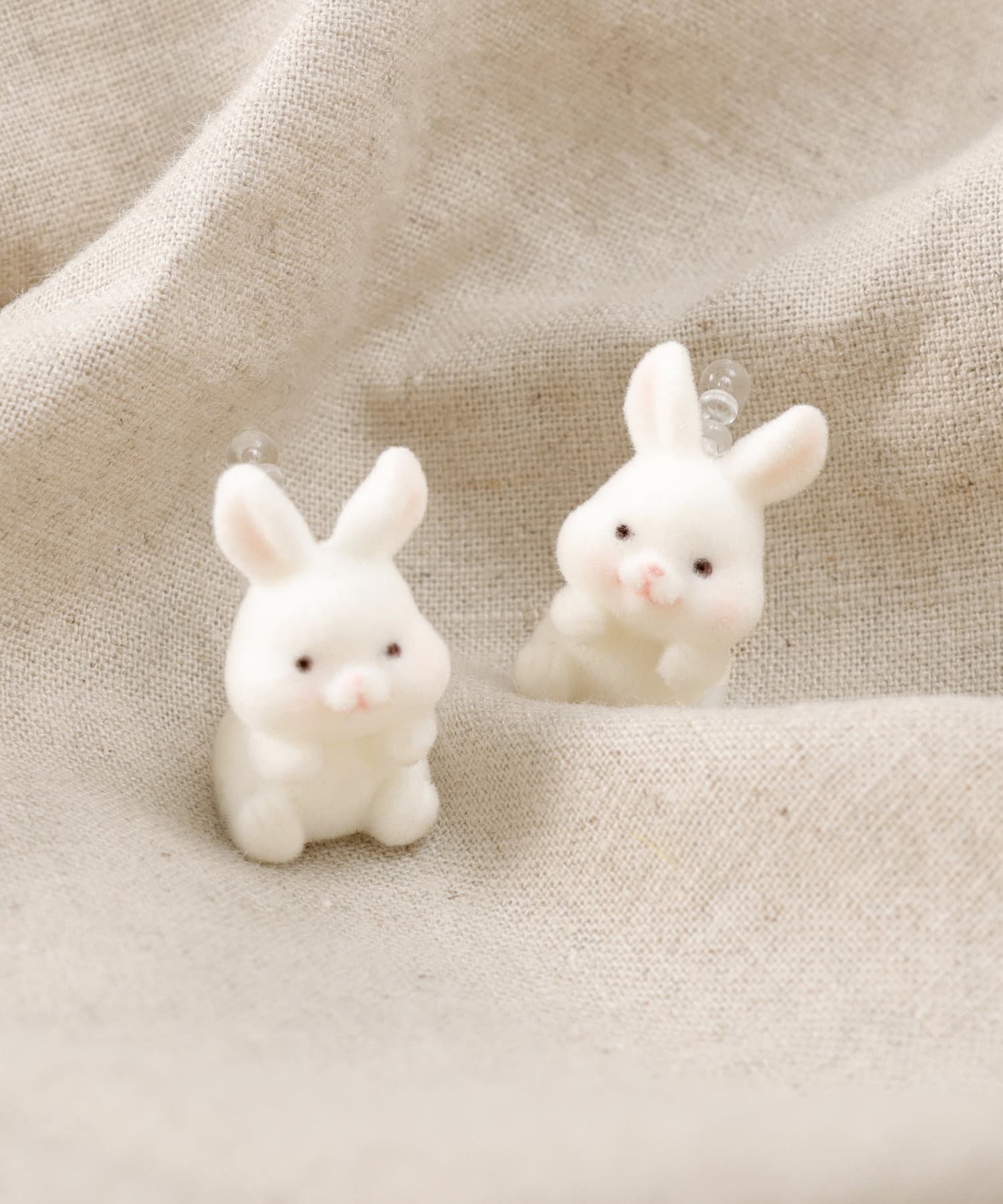 3COINS(スリーコインズ) 【KIDS】ウサギ樹脂イヤリング