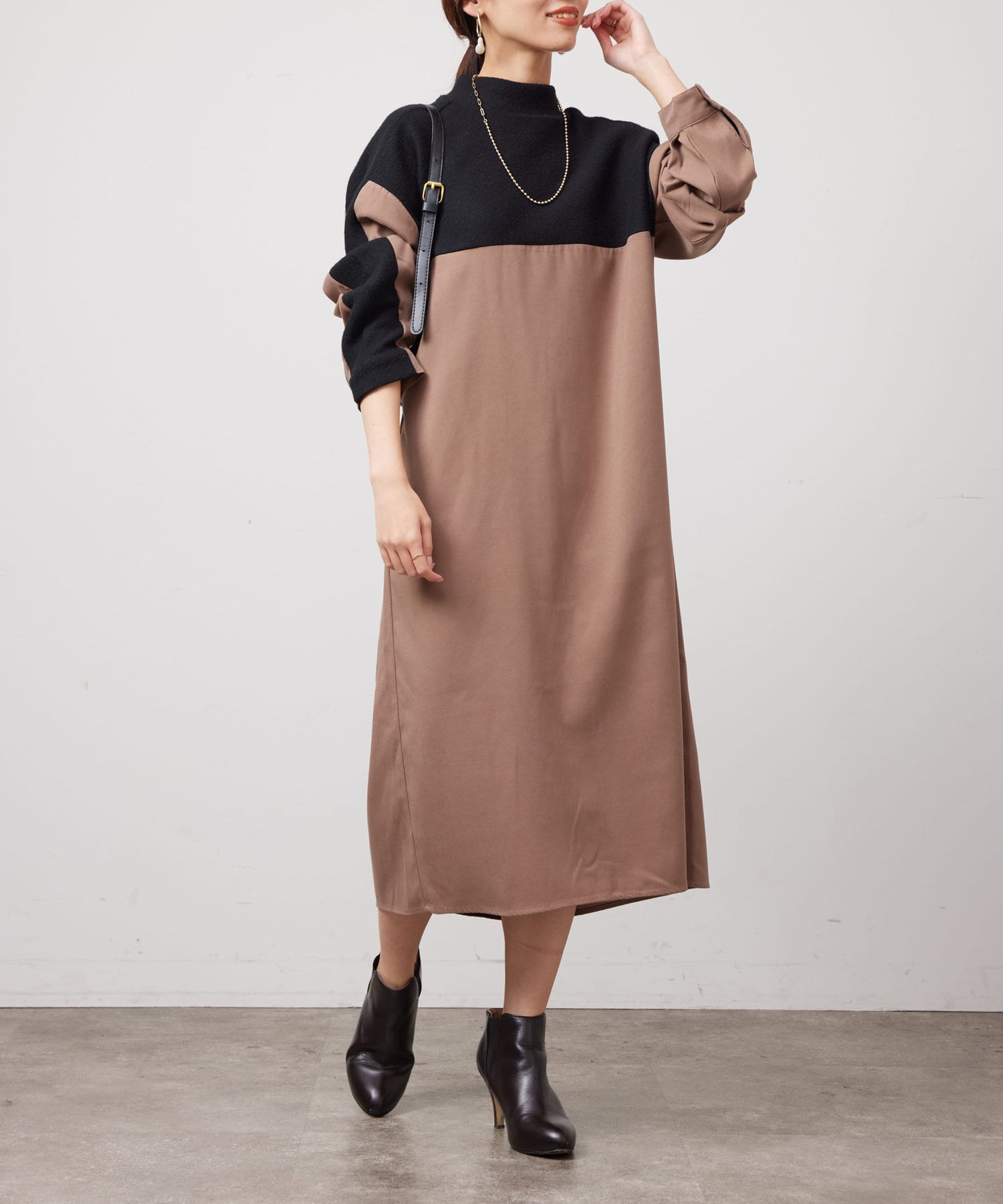 Chez toi(シェトワ) 起毛×布帛切替ワンピース