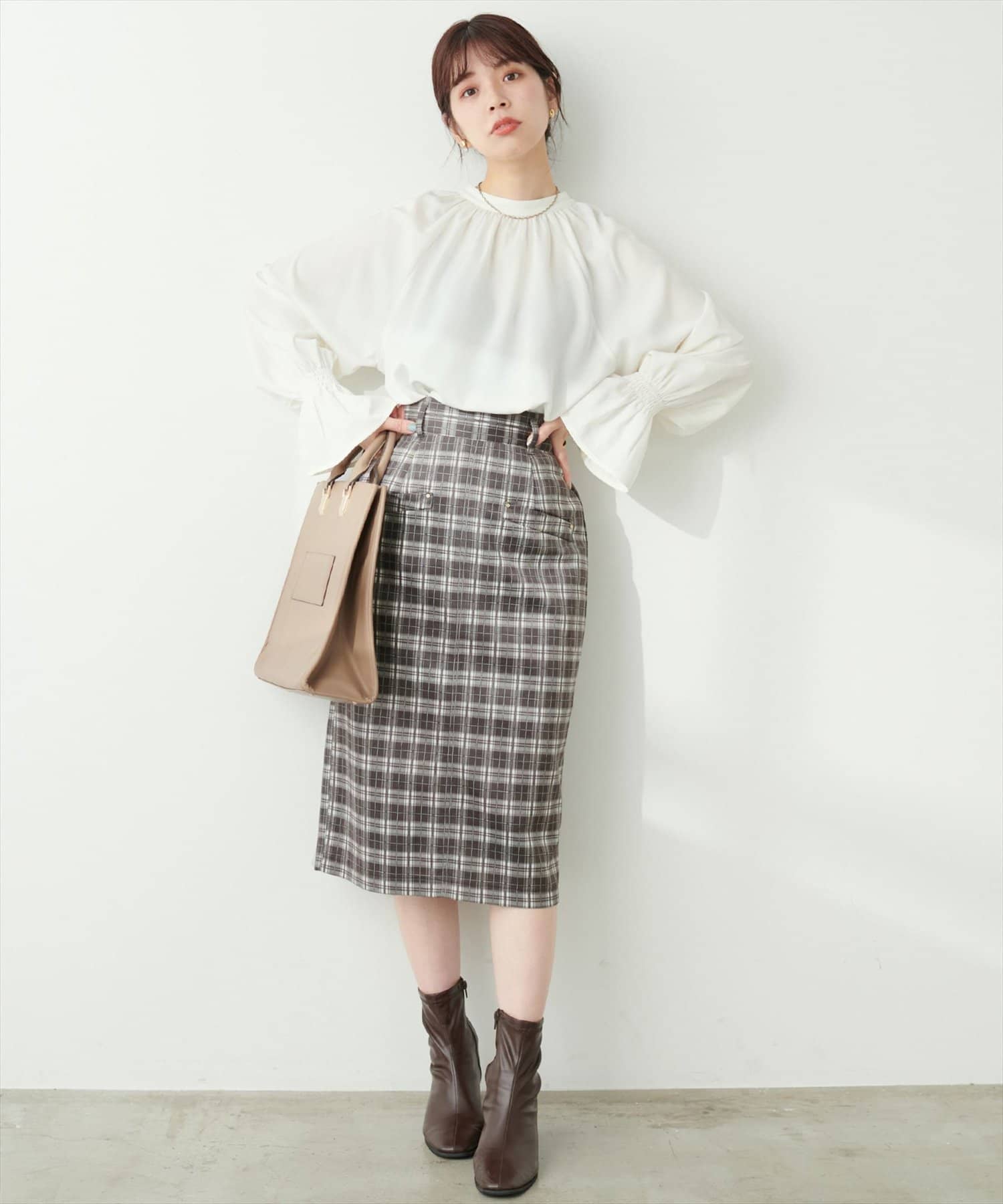 natural couture(ナチュラルクチュール) ポンチスエードハイウエストタイトスカート