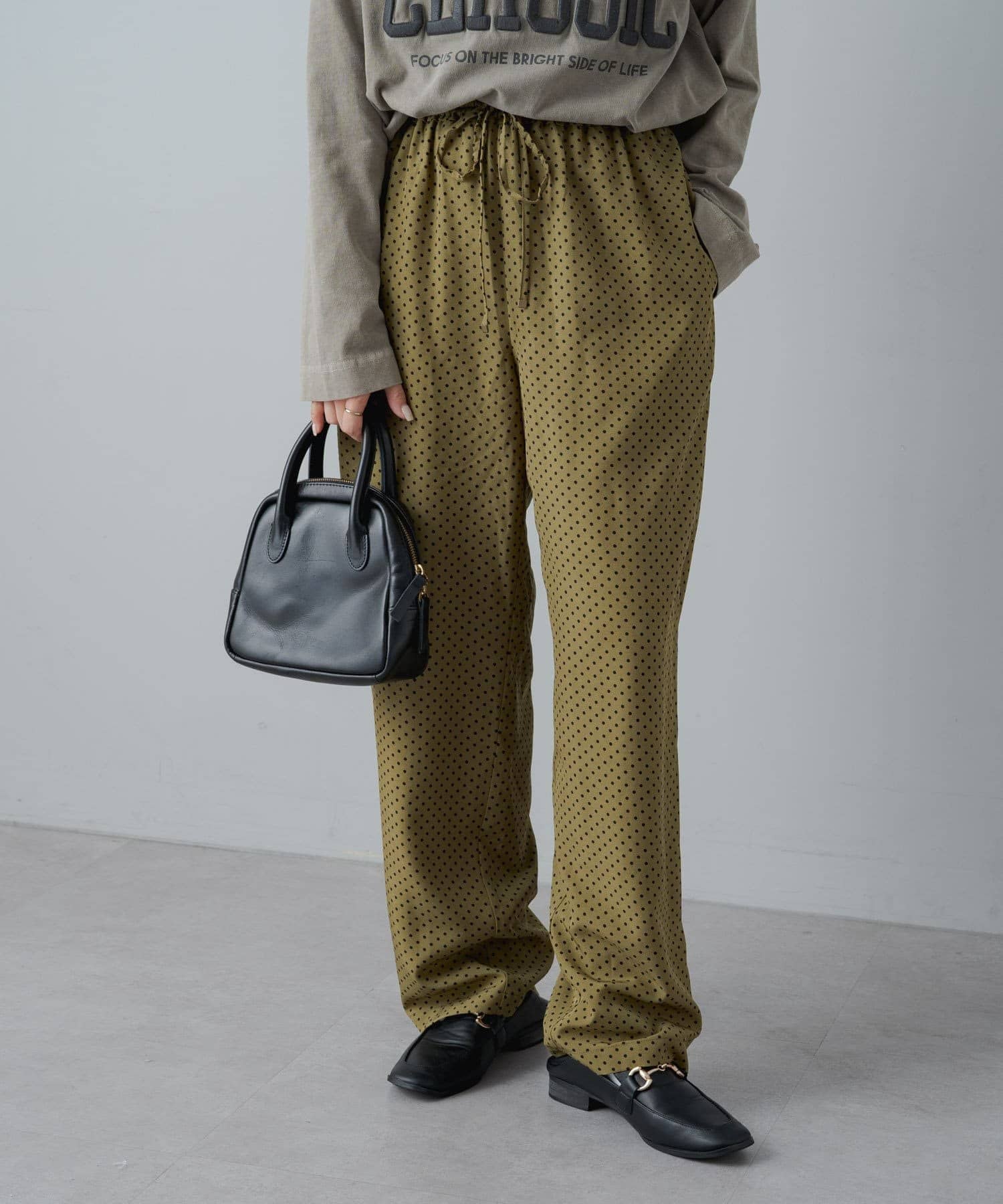 NICE CLAUP / OLIVE des OLIVE OUTLET(ナイスクラップ  / オリーブ デ オリーブ アウトレット) 【pual ce cin】ドットプリントイージーパンツ