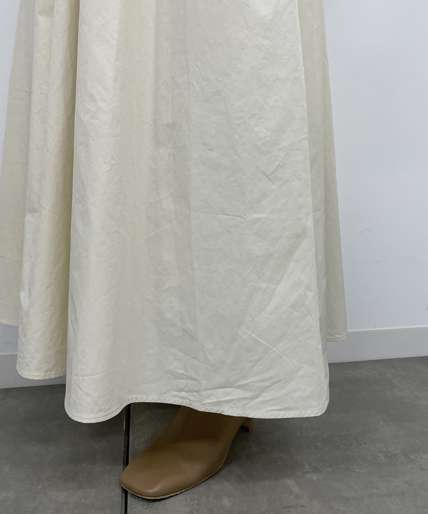 OUTLET(アウトレット) 【Loungedress】タフタギャザースカート