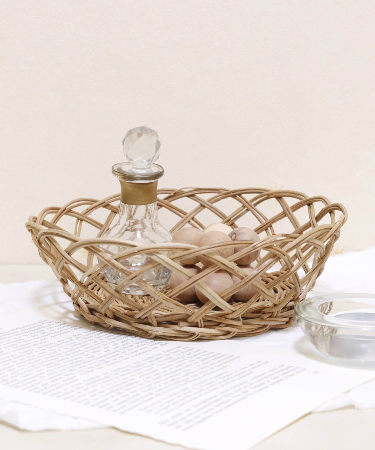 salut!(サリュ) ラタンラウンド浅バスケット：Sサイズ