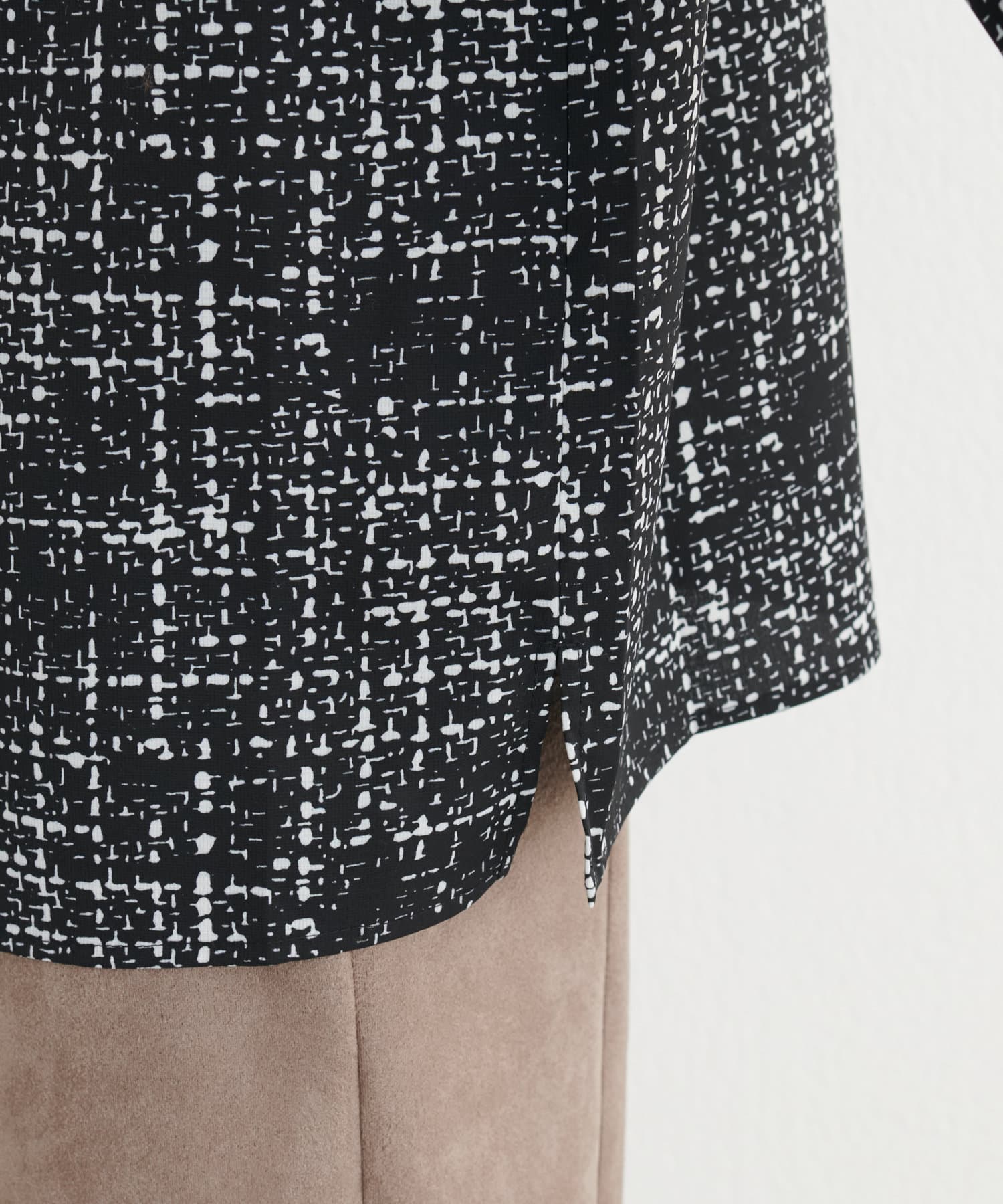 natural couture(ナチュラルクチュール) ラッフル×ボウタイブラウス