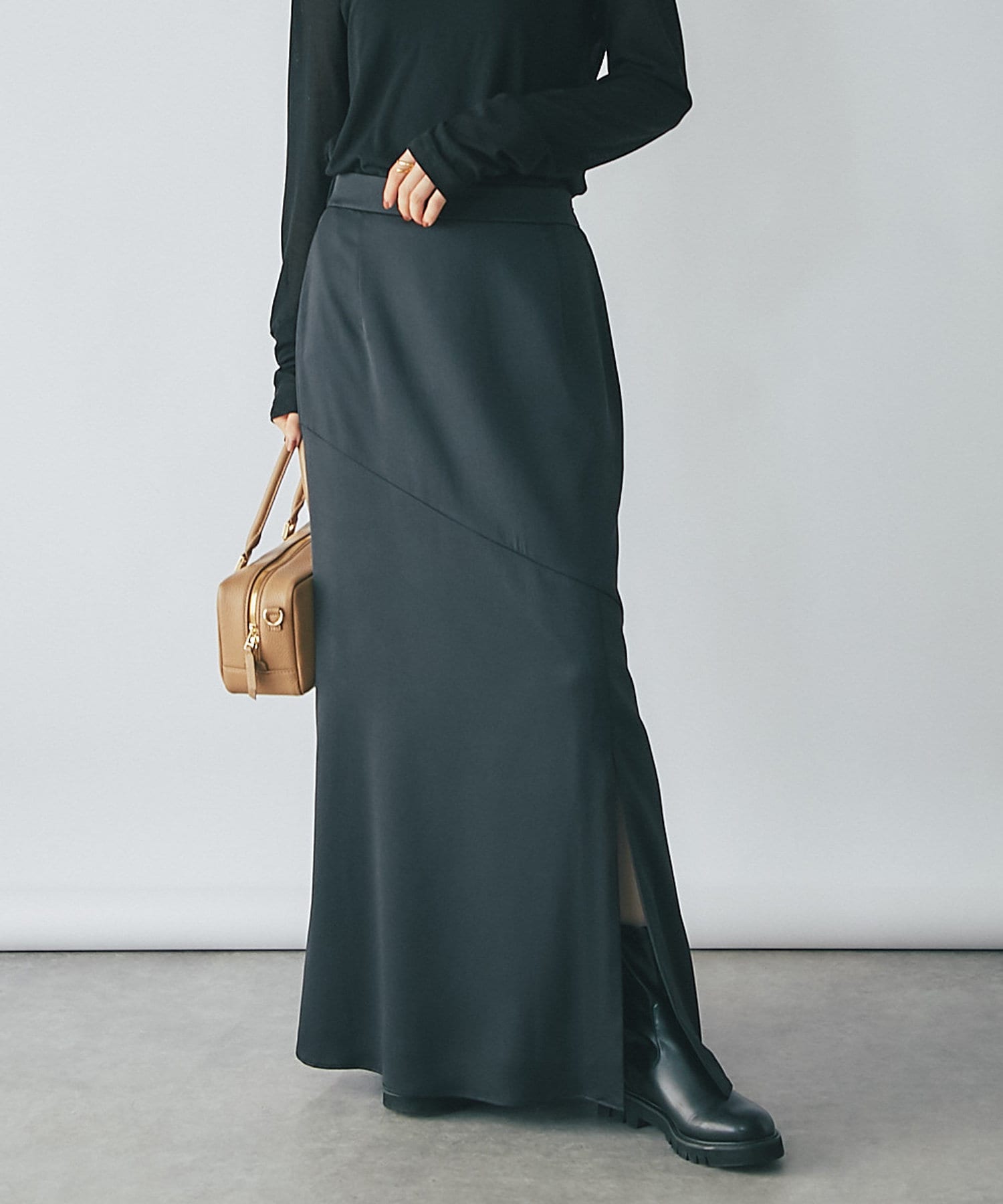 OUTLET(アウトレット) 【RIVE DROITE】サテンロングスカート