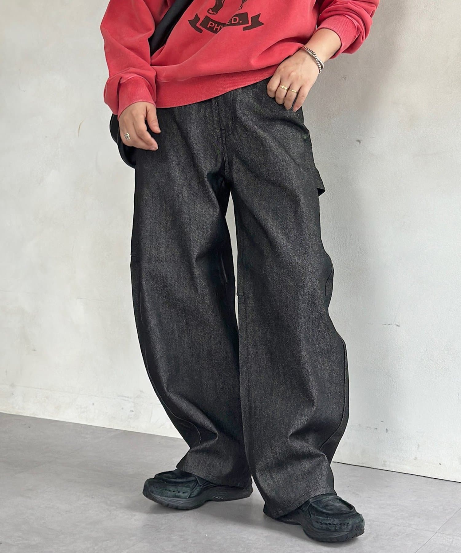 CPCM(シーピーシーエム) カーブペインターデニムパンツ