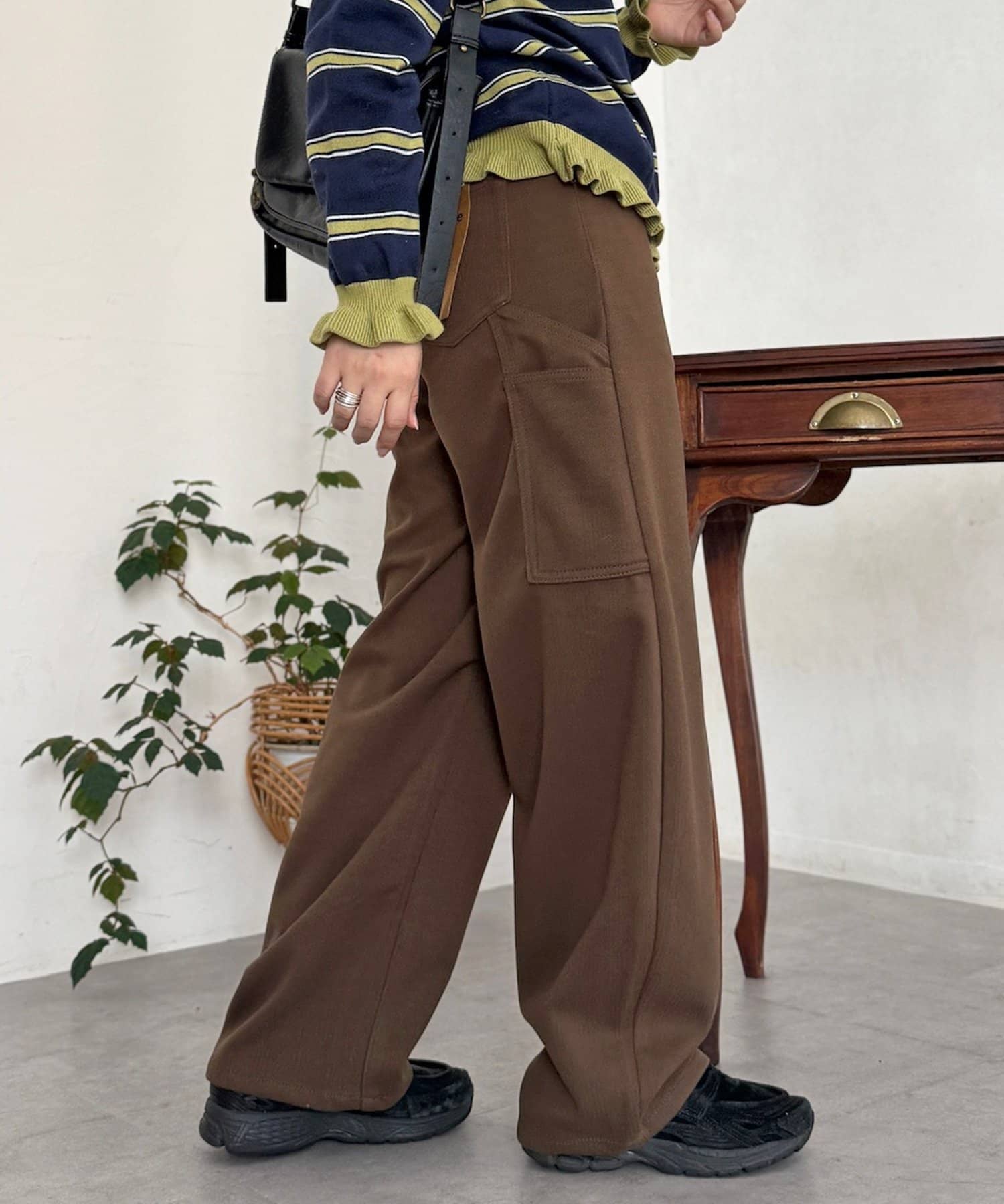 CPCM(シーピーシーエム) カーブペインターデニムパンツ